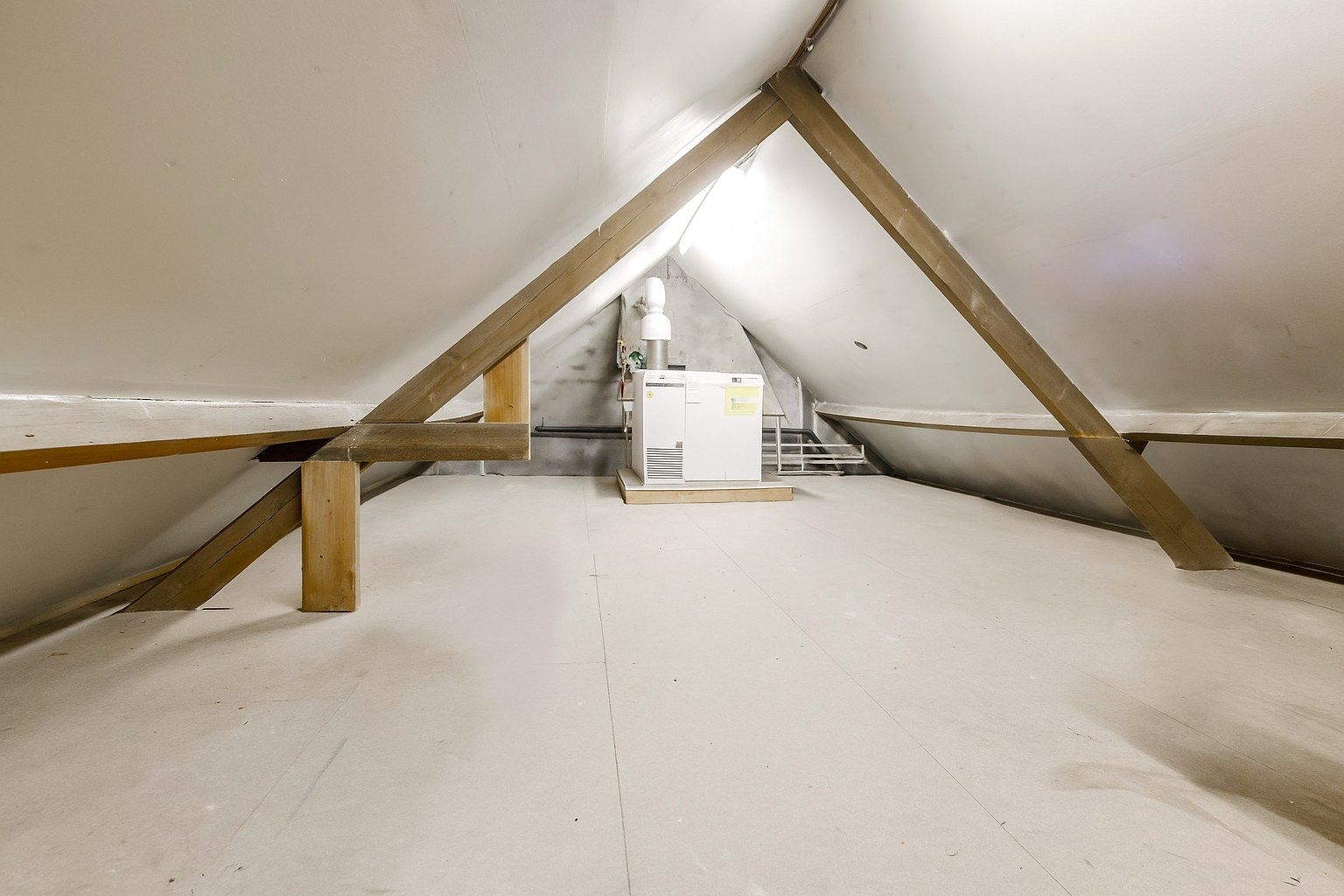 PRACHTIGE HERENWONING MET HEDENDAAGS MODERN COMFORT  foto 23