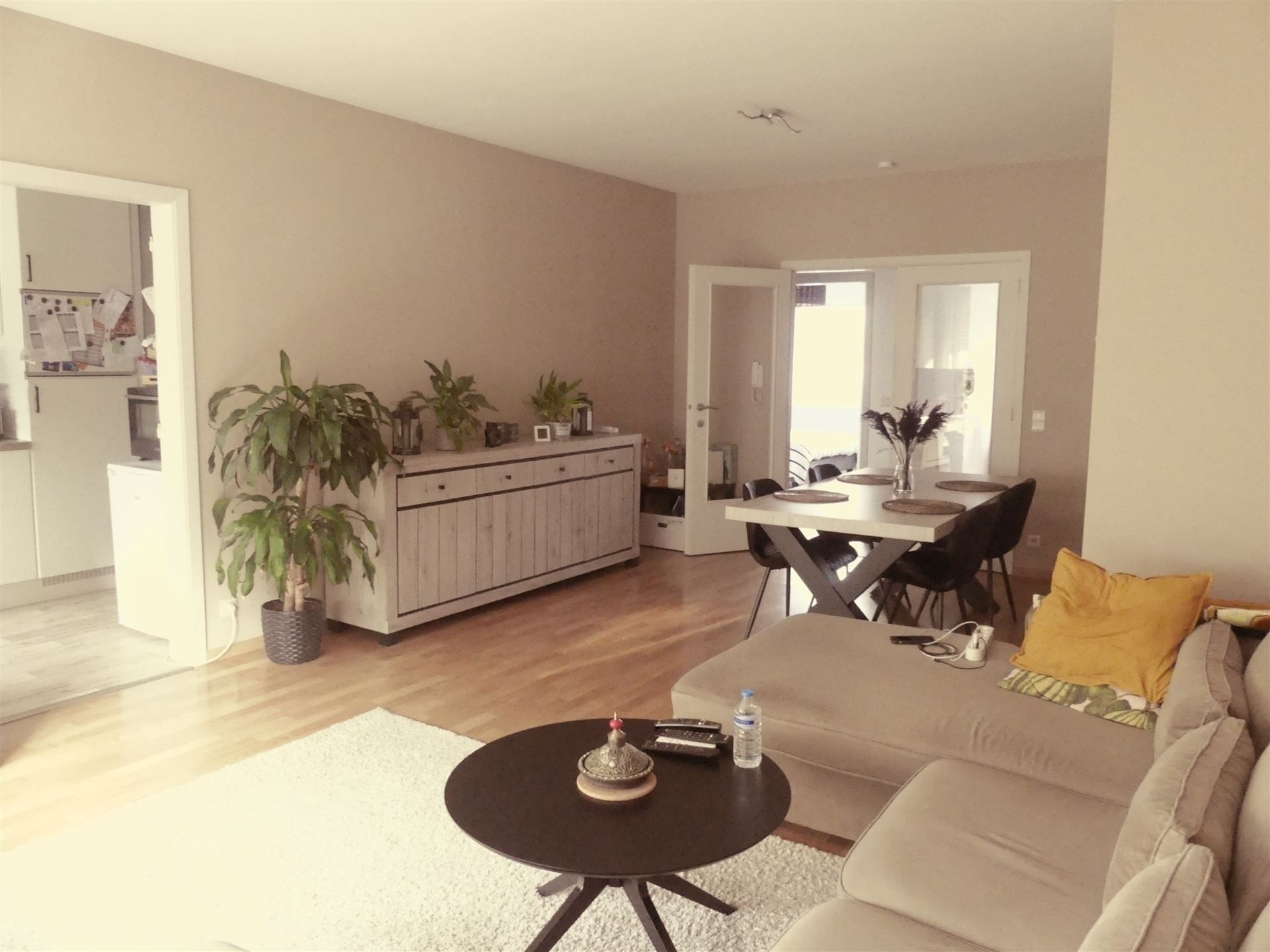 Ruim en instapklaar appartement nabij het centrum! foto 3
