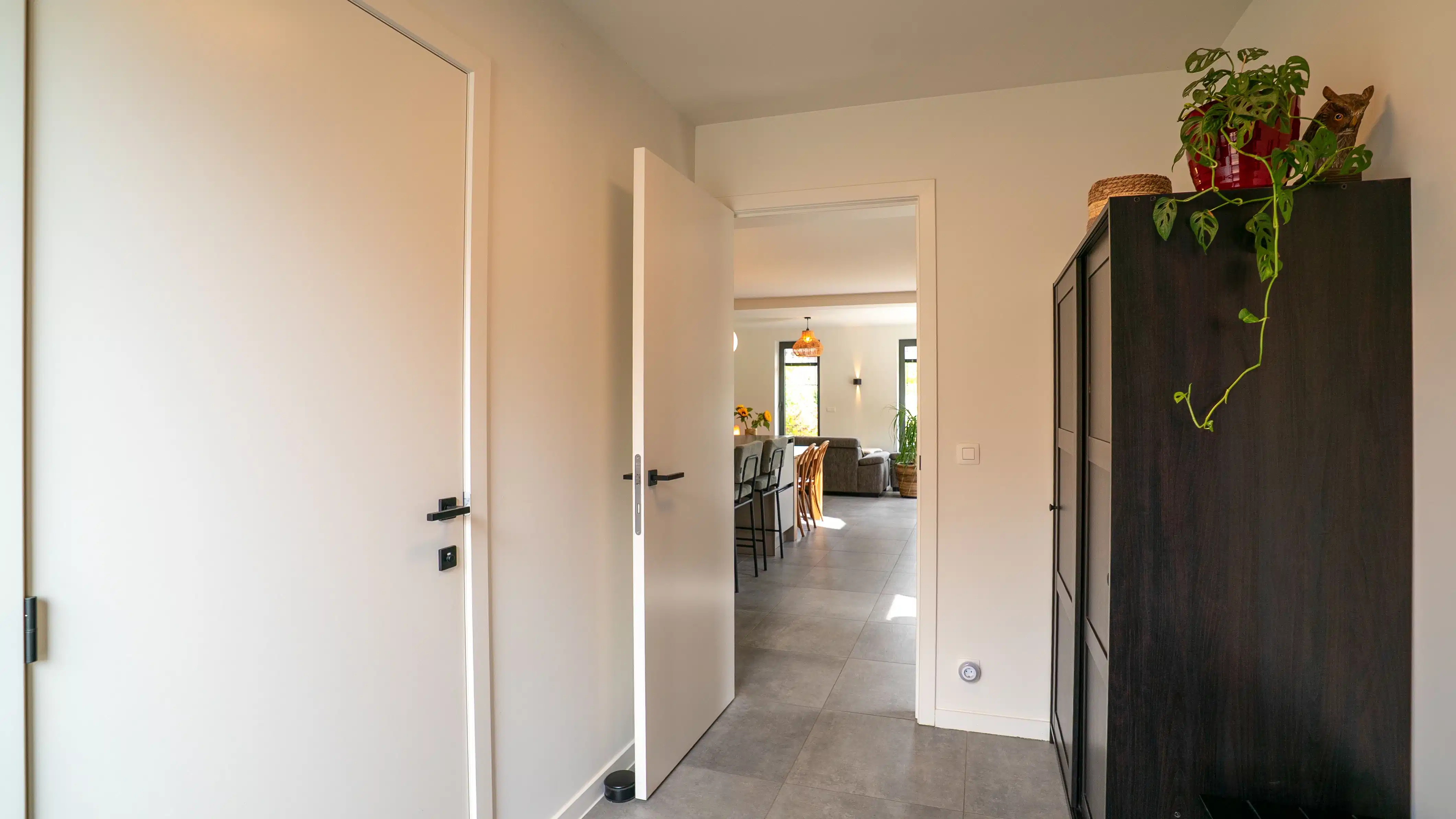 Gelijkvloerse duplex,tuin (E10,geen 21%BTW) registratierechten foto 3