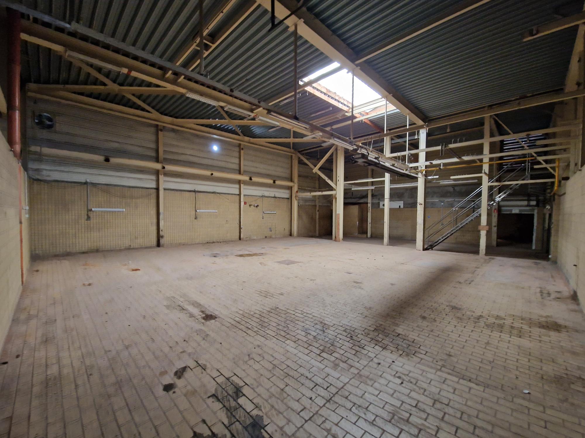 MAGAZIJN UNIT 2 1.400 m2 foto 20