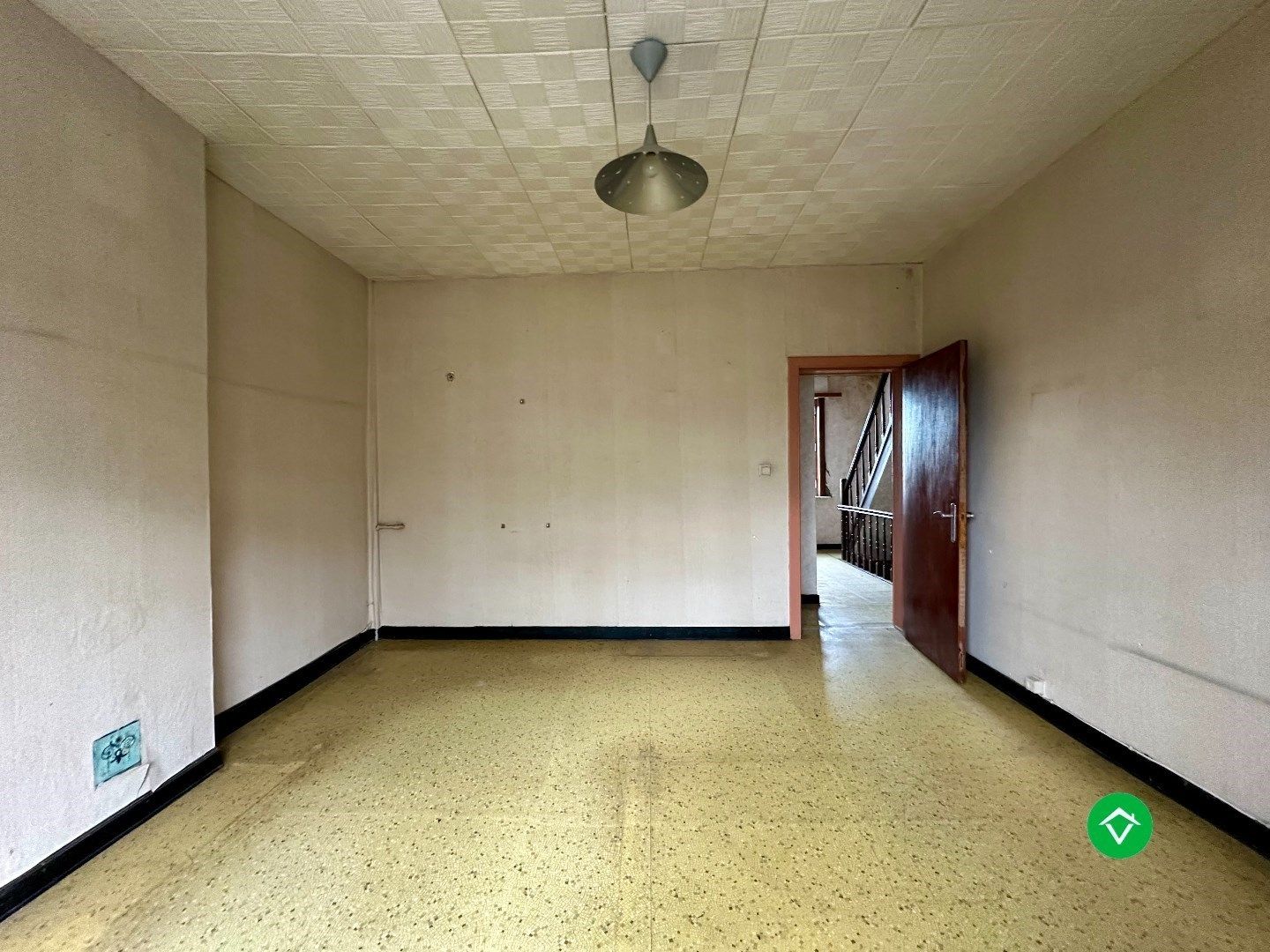 Riante woning met veel potentieel gelegen in Esen, Diksmuide foto 14