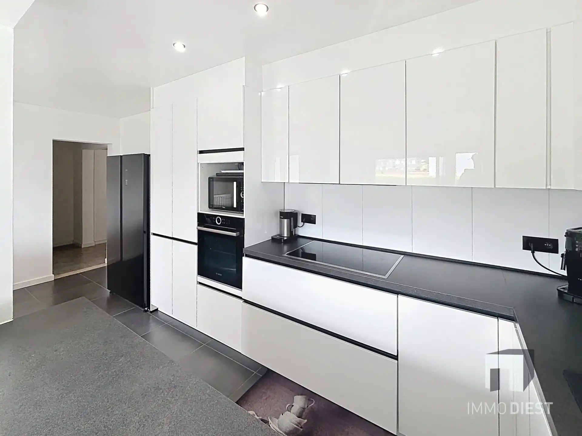 Gerenoveerde gelijkvloers woning centrum Tessenderlo foto 11