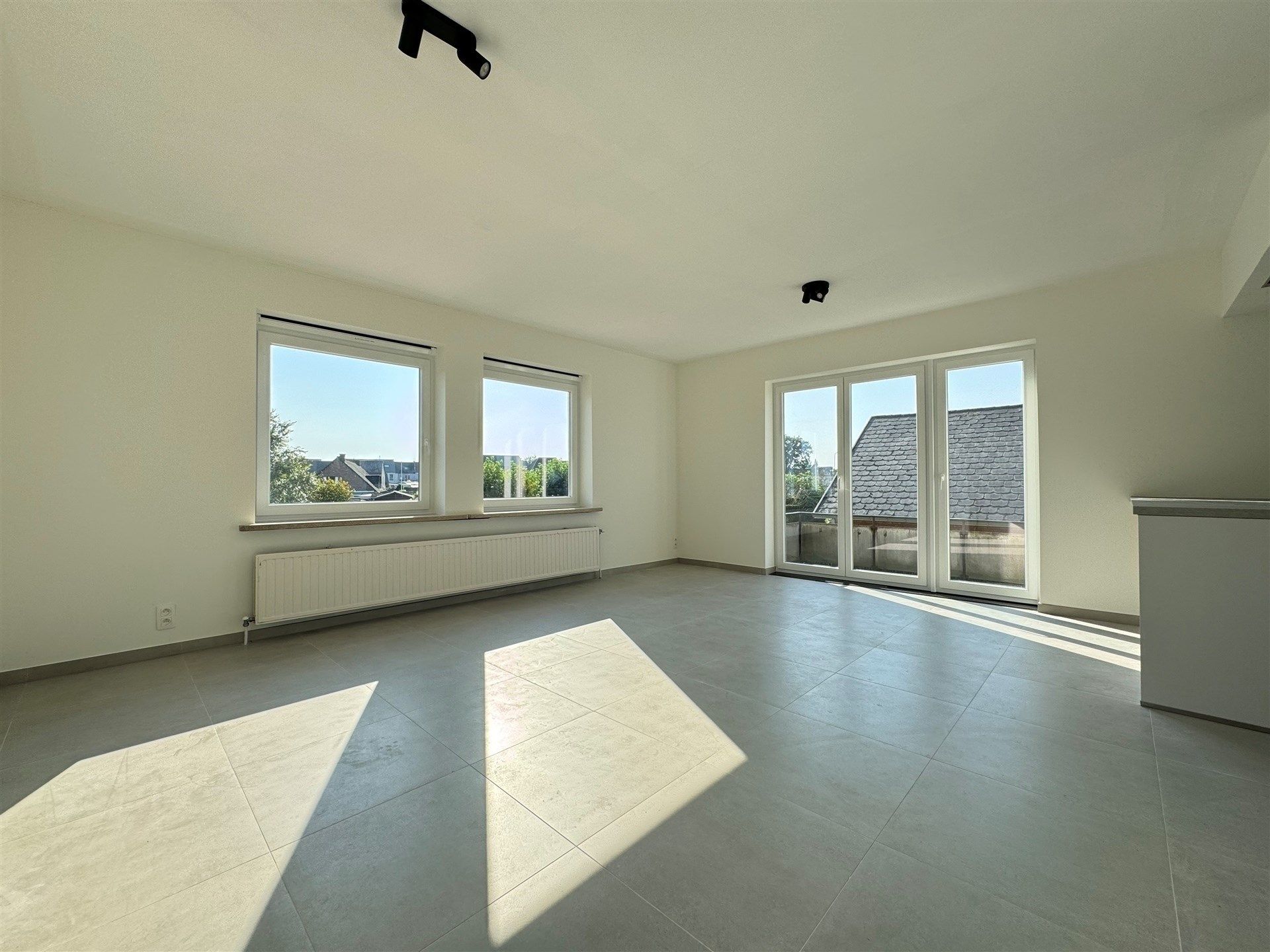 Zeer interessant gelegen appartement met tuin en garage op eerste verdieping. foto 2
