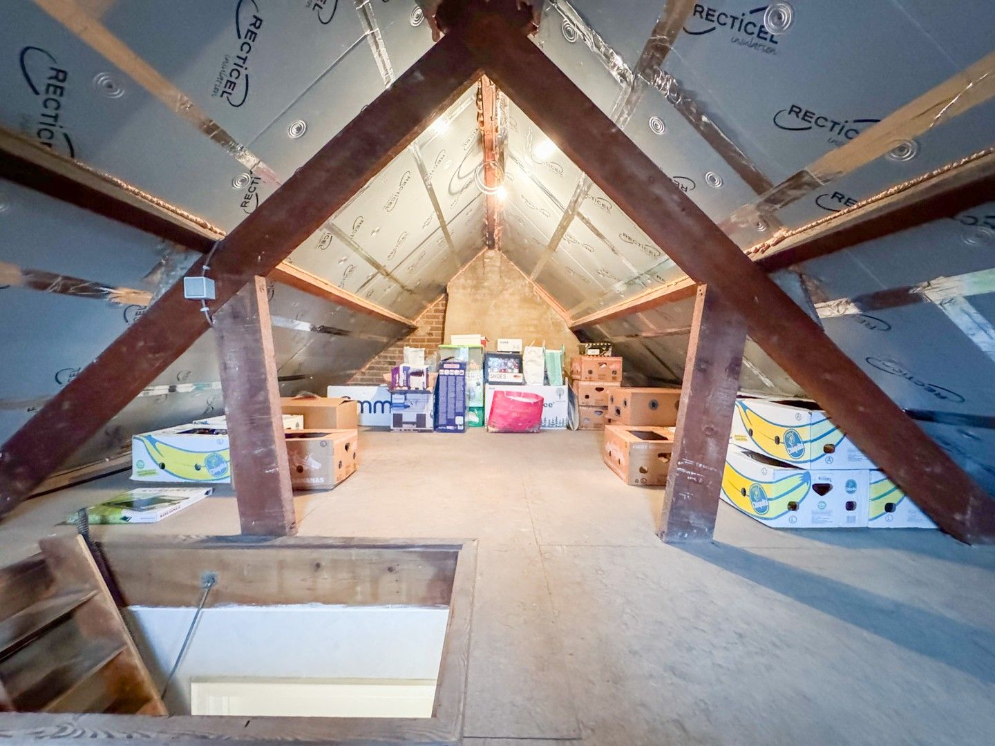 Charmante rustig gelegen woning met ruime tuin en garage! foto 18