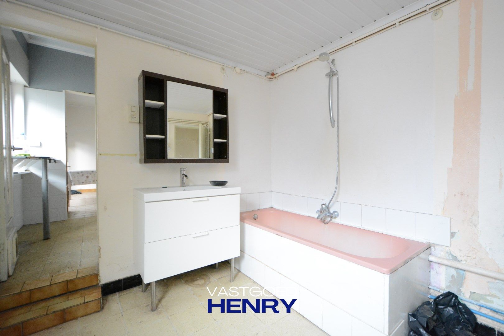 Renovatie woning met 7 slaapkamers zoekt Handige Harry foto 10