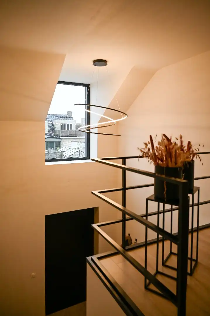 GROTE ALLEENSTAANDE NIEUWBOUWWONING OP 1776M² MET OPRIJLAAN foto 20