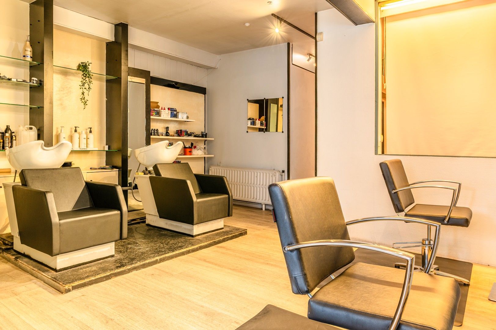 Commerciële ruimte met zichtlocatie – 103 m² in centrum Burcht! foto 6