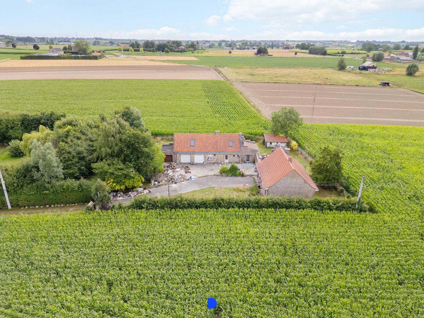 Landelijk gelegen woning met bijgebouw in Moorslede. foto 4