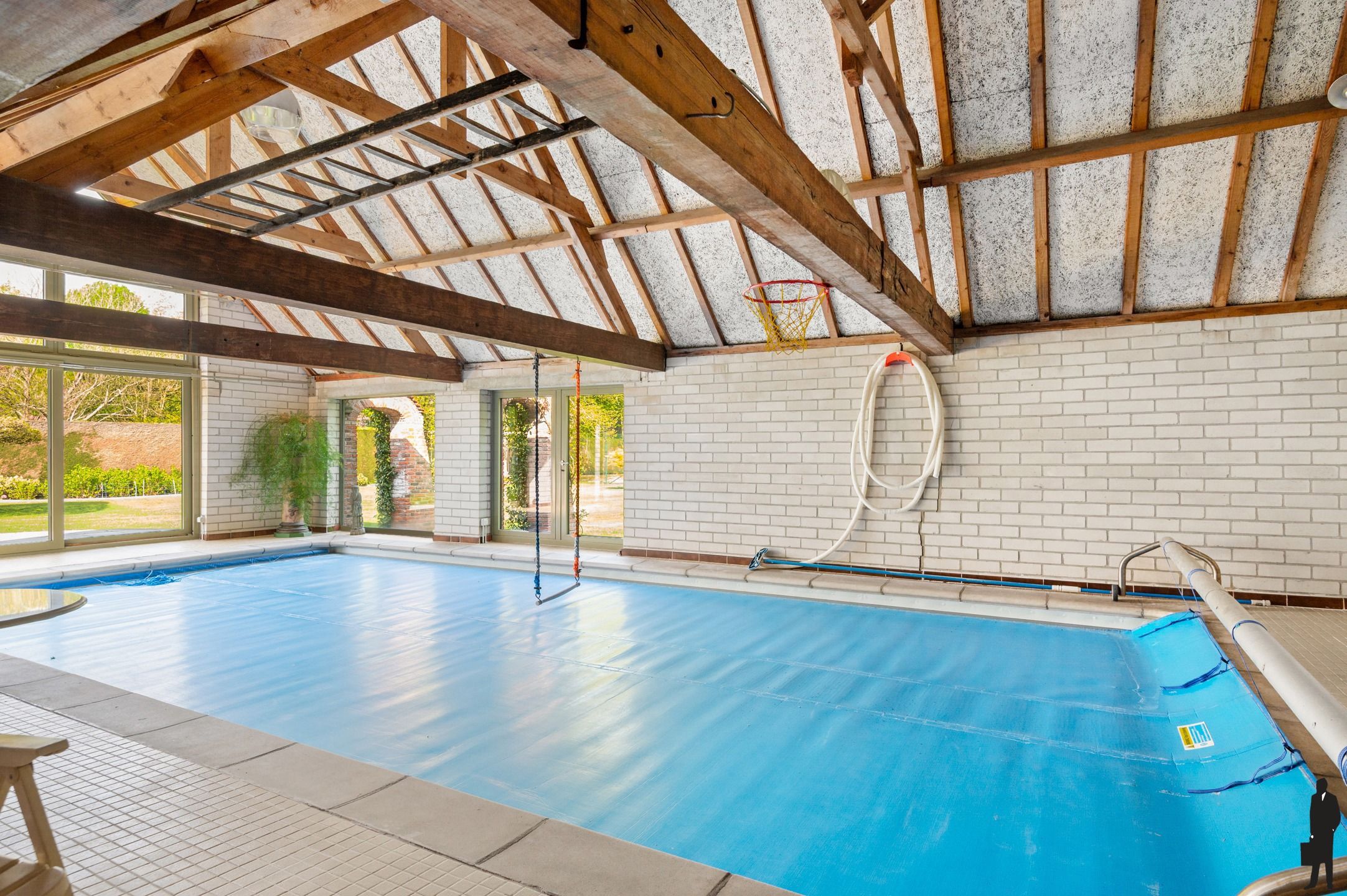 Exclusieve villa met conciërgewoning op 4.102m² foto 20