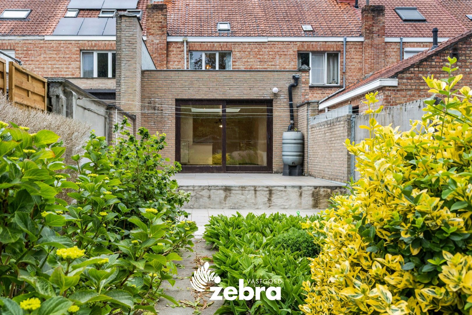 Op te frissen woning met vier slaapkamers te Assebroek! foto 10