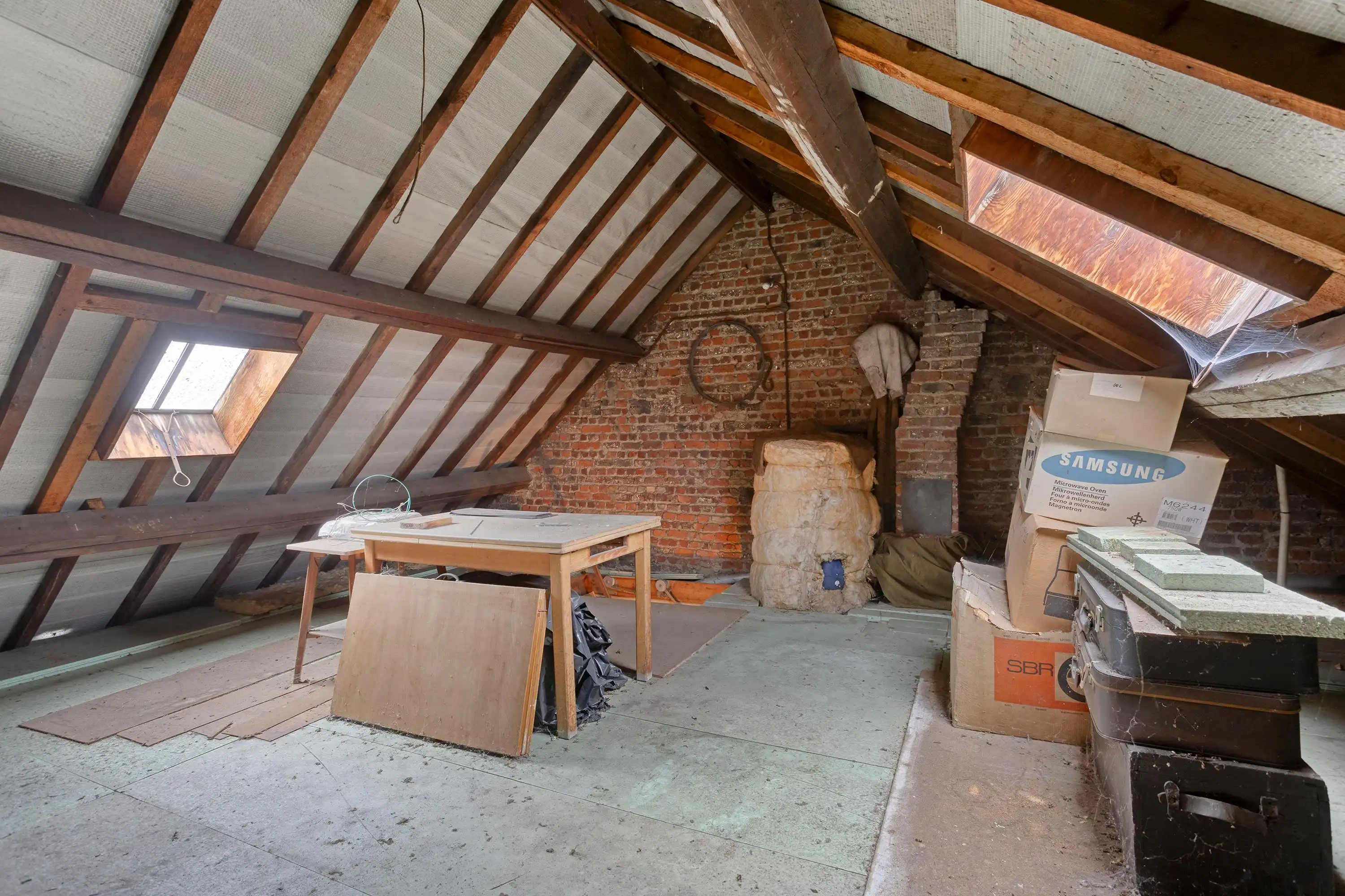 3-gevelwoning met veel potentieel en uitzonderlijke tuin (Grens Dilbeek) foto 22