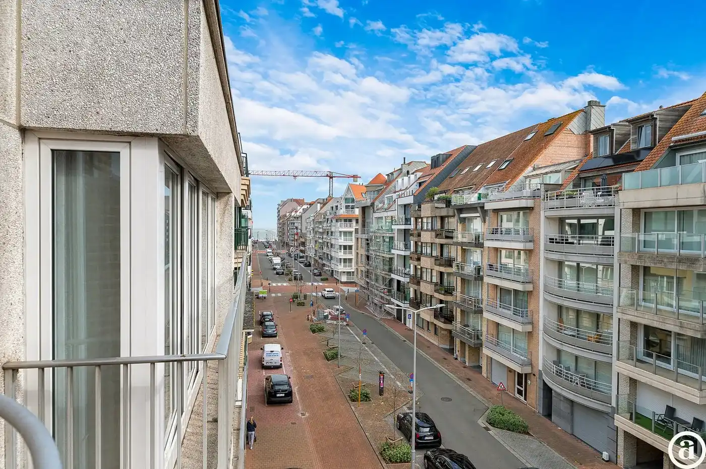 Luxueus gerenoveerd 3-slaapkamerappartement nabij de Zeedijk foto 6
