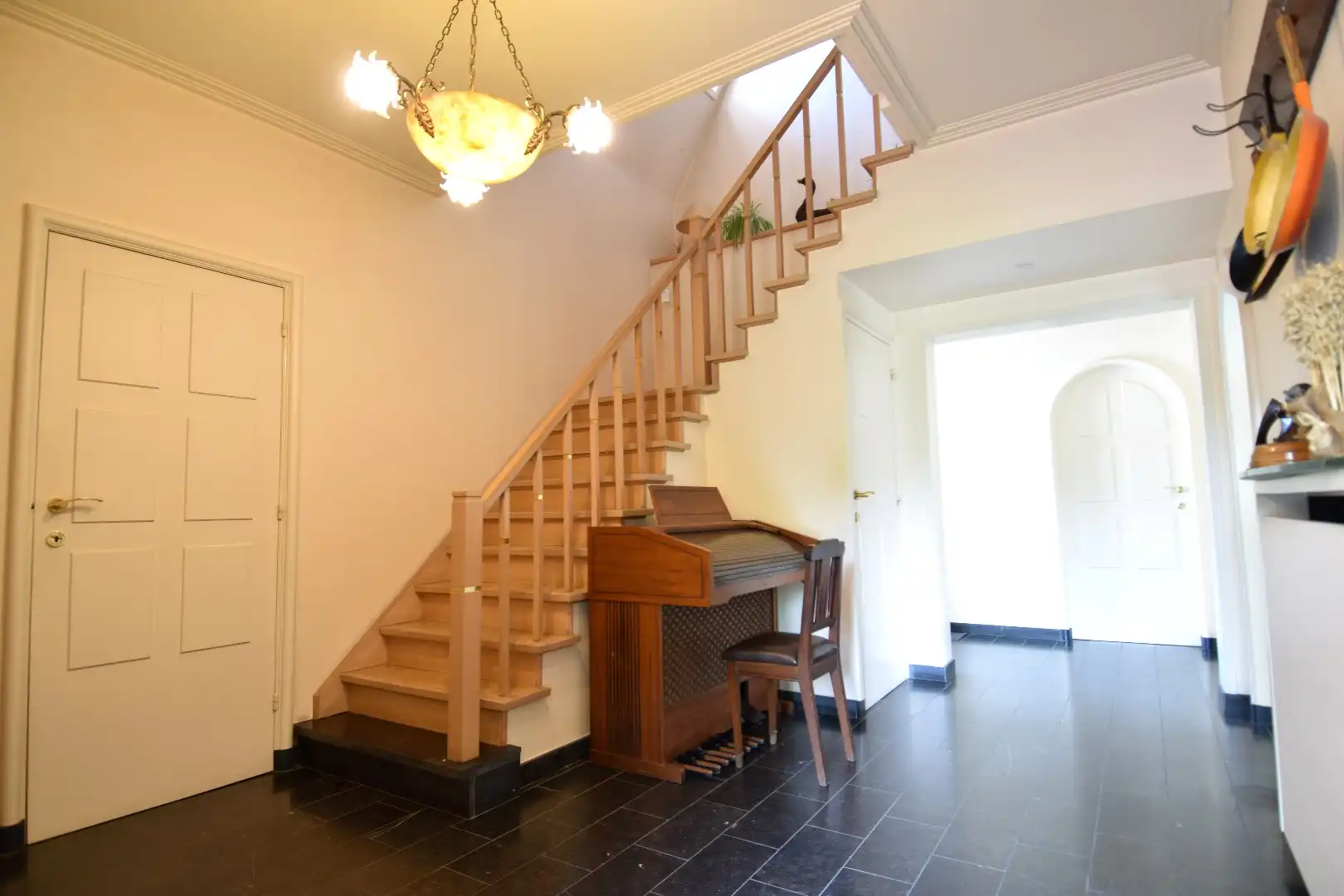 Villa met 4 slaapkamers (meer mogelijk!), garage en zonnige tuin te koop in Avelgem foto 4