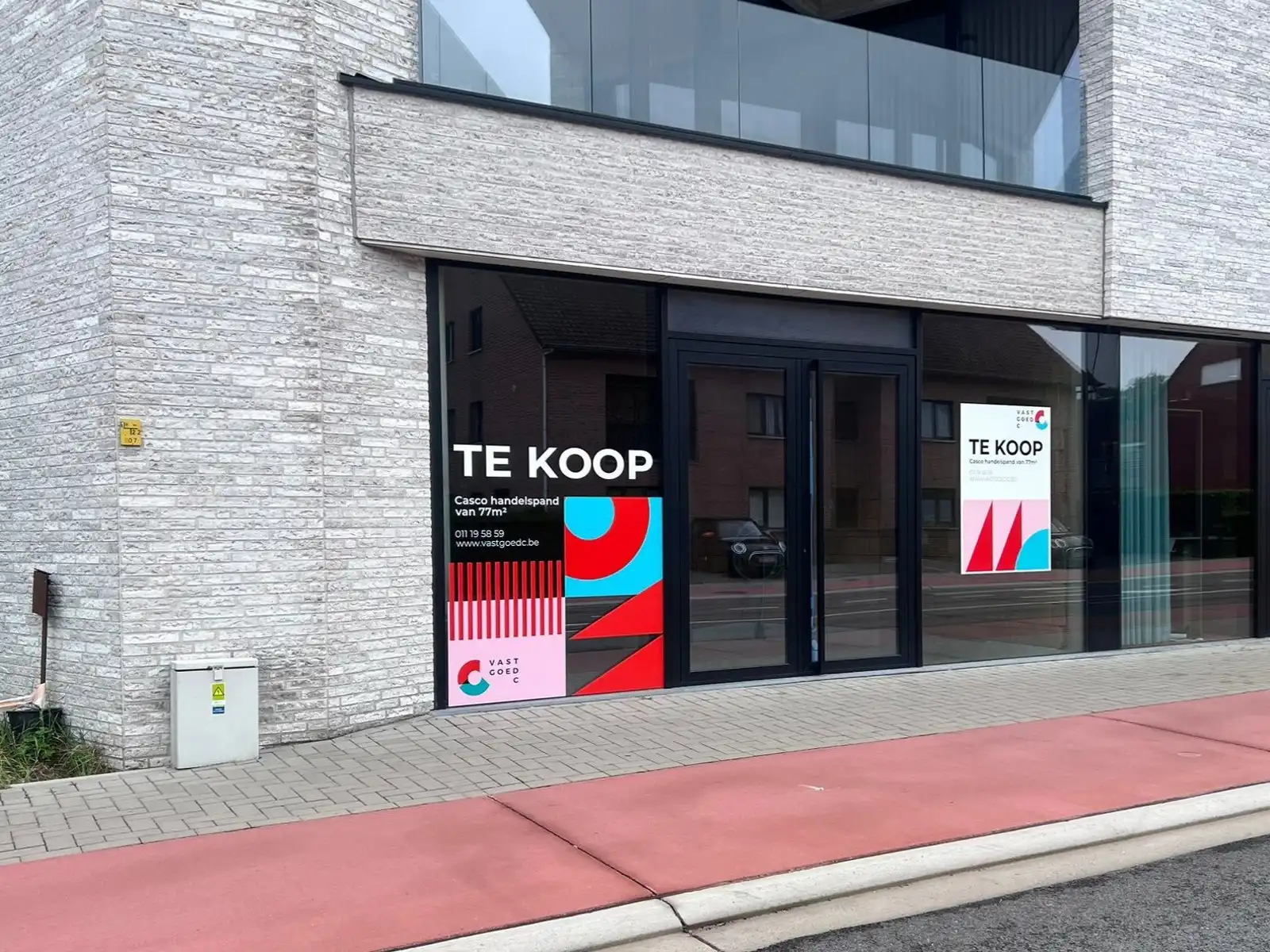 Kantoor te koop foto {{pictureIndex}}