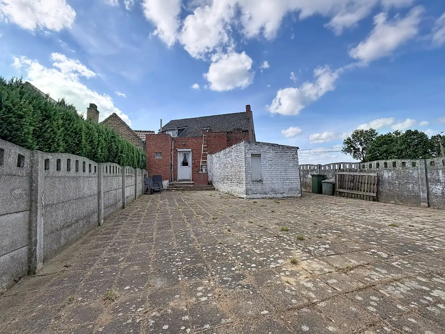Uniek renovatieproject in Hakendover: Ruime kangoeroewoning met twee huisnummers (91 & 93) foto 19