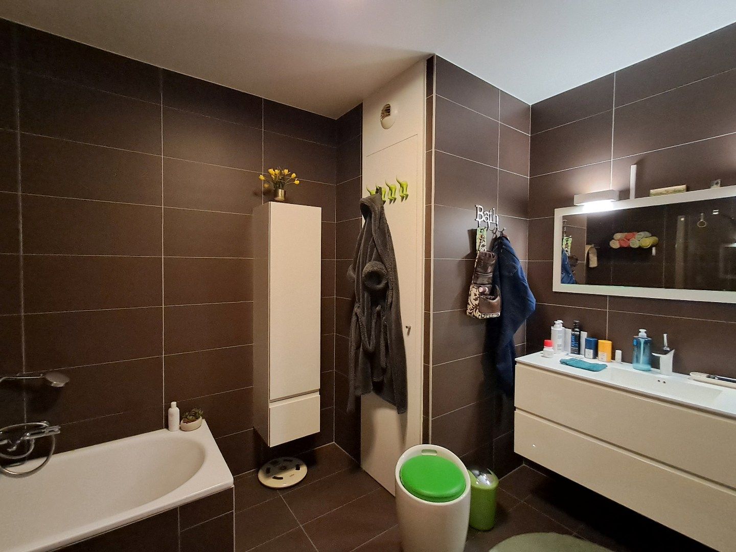 Perfect instapklaar appartement op een mooie en rustige ligging! foto 9
