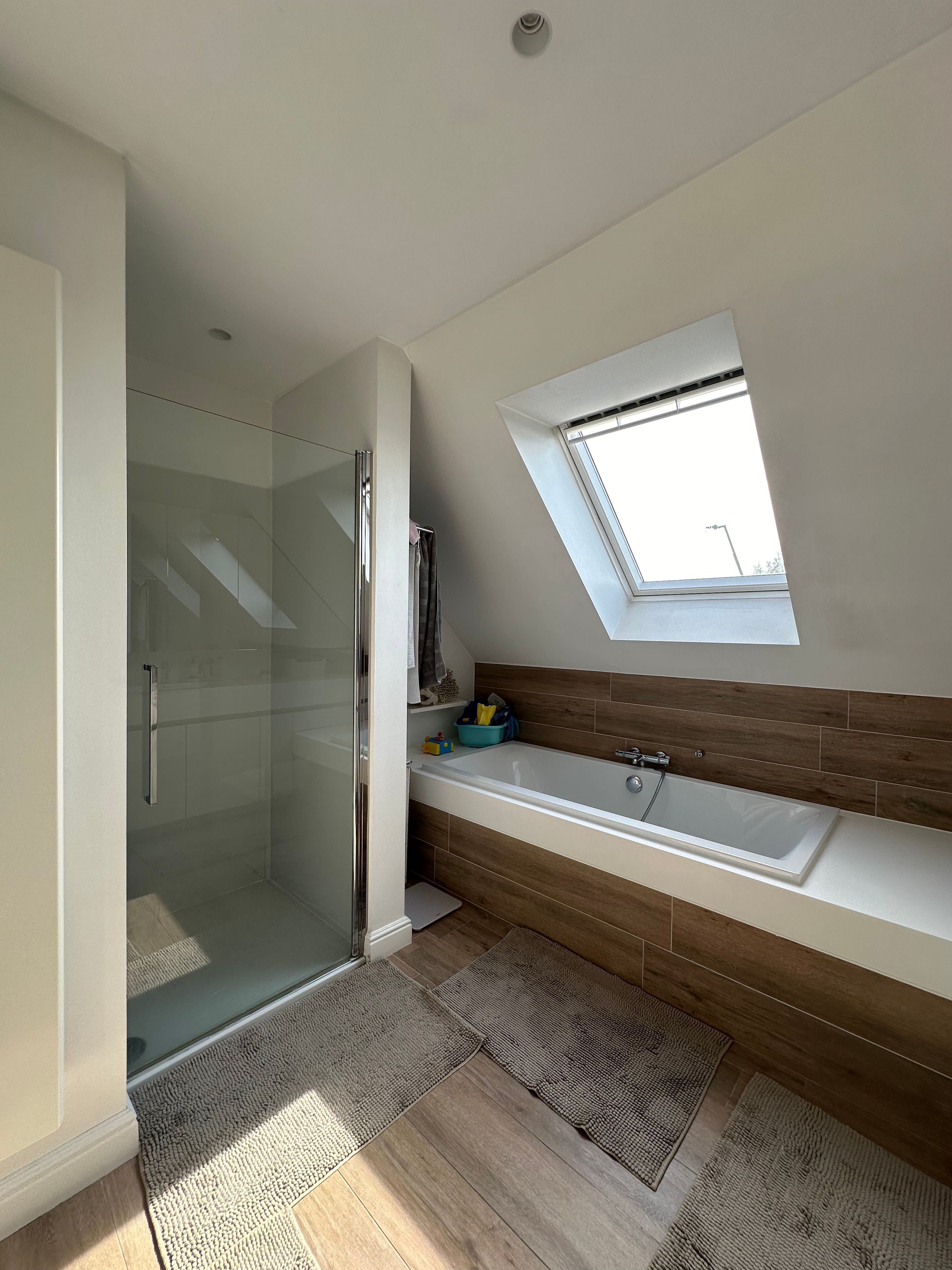 Recente, stijlvolle woning met mooie tuin nabij centrum Merelbeke foto 18