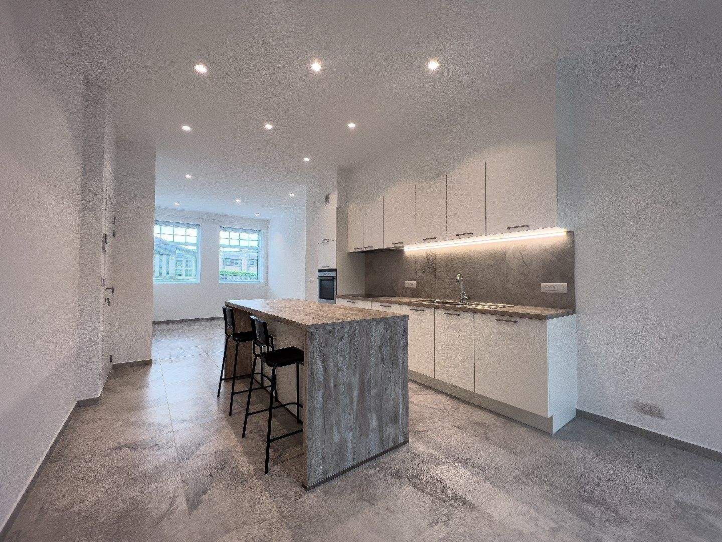 Nieuw appartement met inpandige garage gelegen op wandelafstand van het centrum, Zeedijk en C. C. Scharpoord foto 5