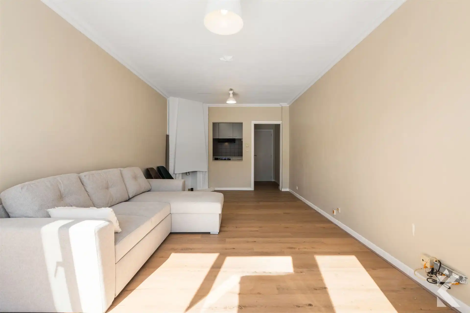 Instapklaar gerenoveerd appartement nabij strand foto 3
