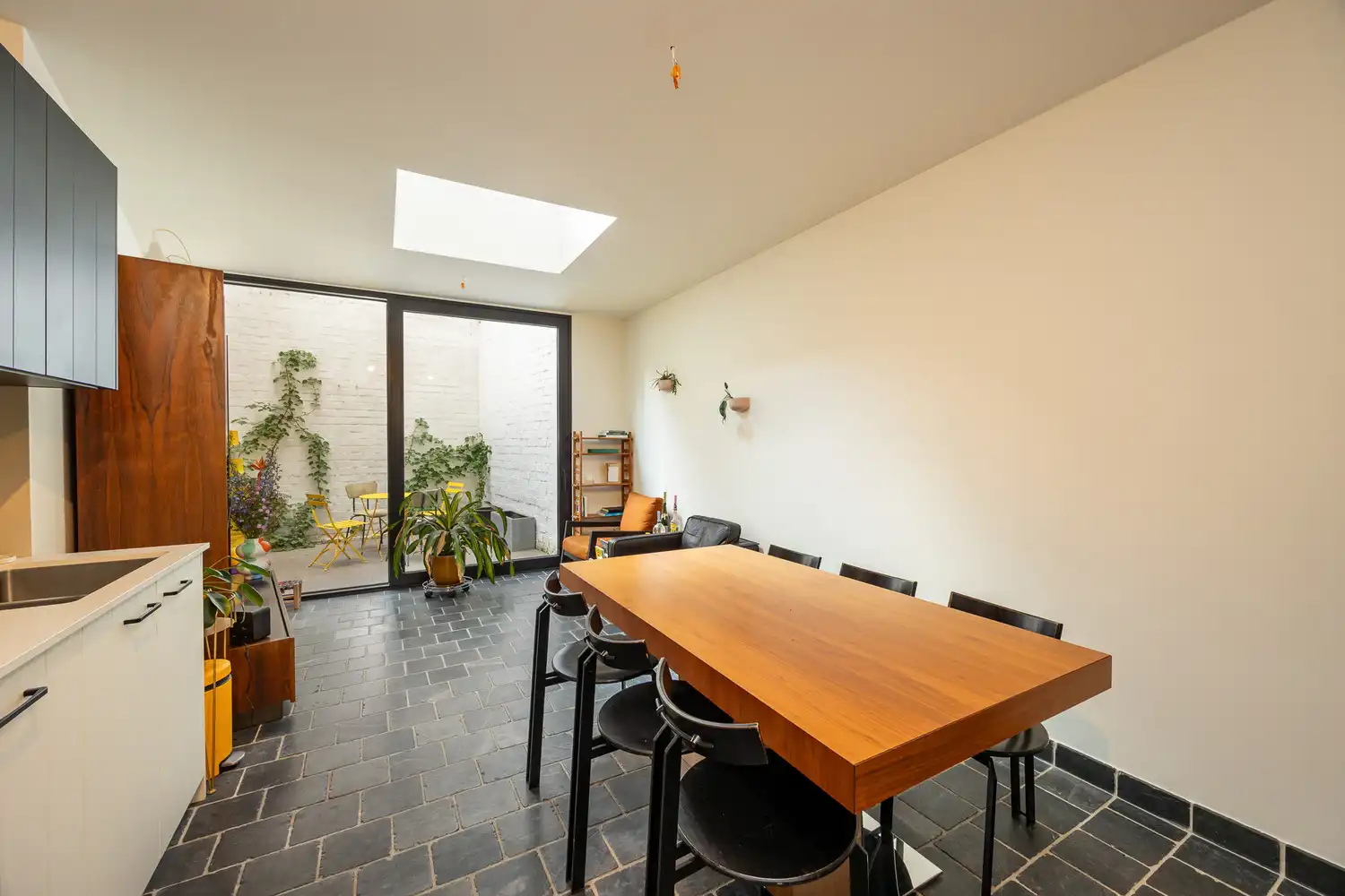 Volledig gerenoveerde en energiezuinige woning (175m² bew.opp.) met leuke buitenruimte nabij 't Groen Kwartier in Antwerpen foto 5