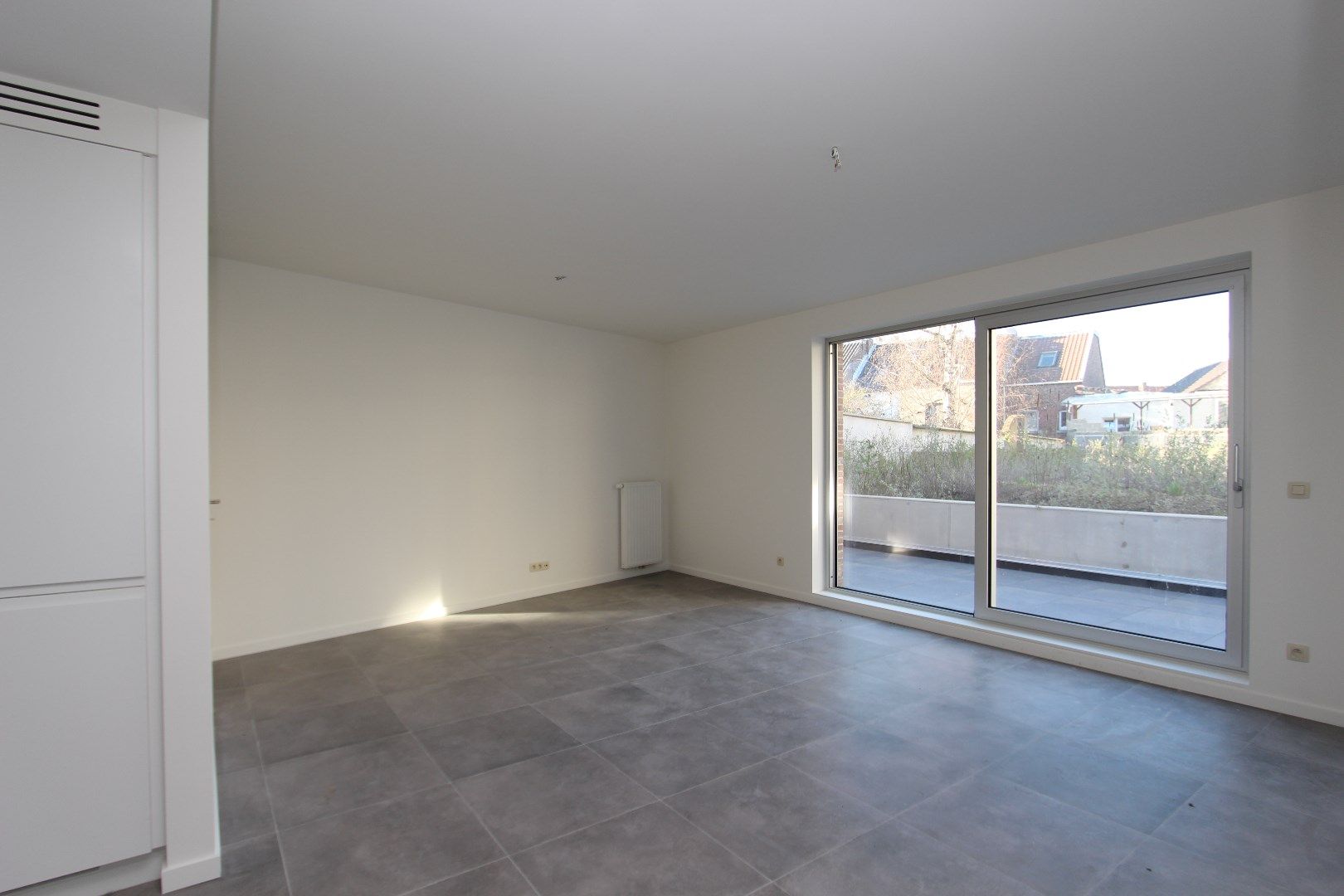 INSTAPKLAAR APPARTEMENT MET 3 SLAAPKAMERS EN GROOT TERRAS - 6% BTW mogelijk! foto 3