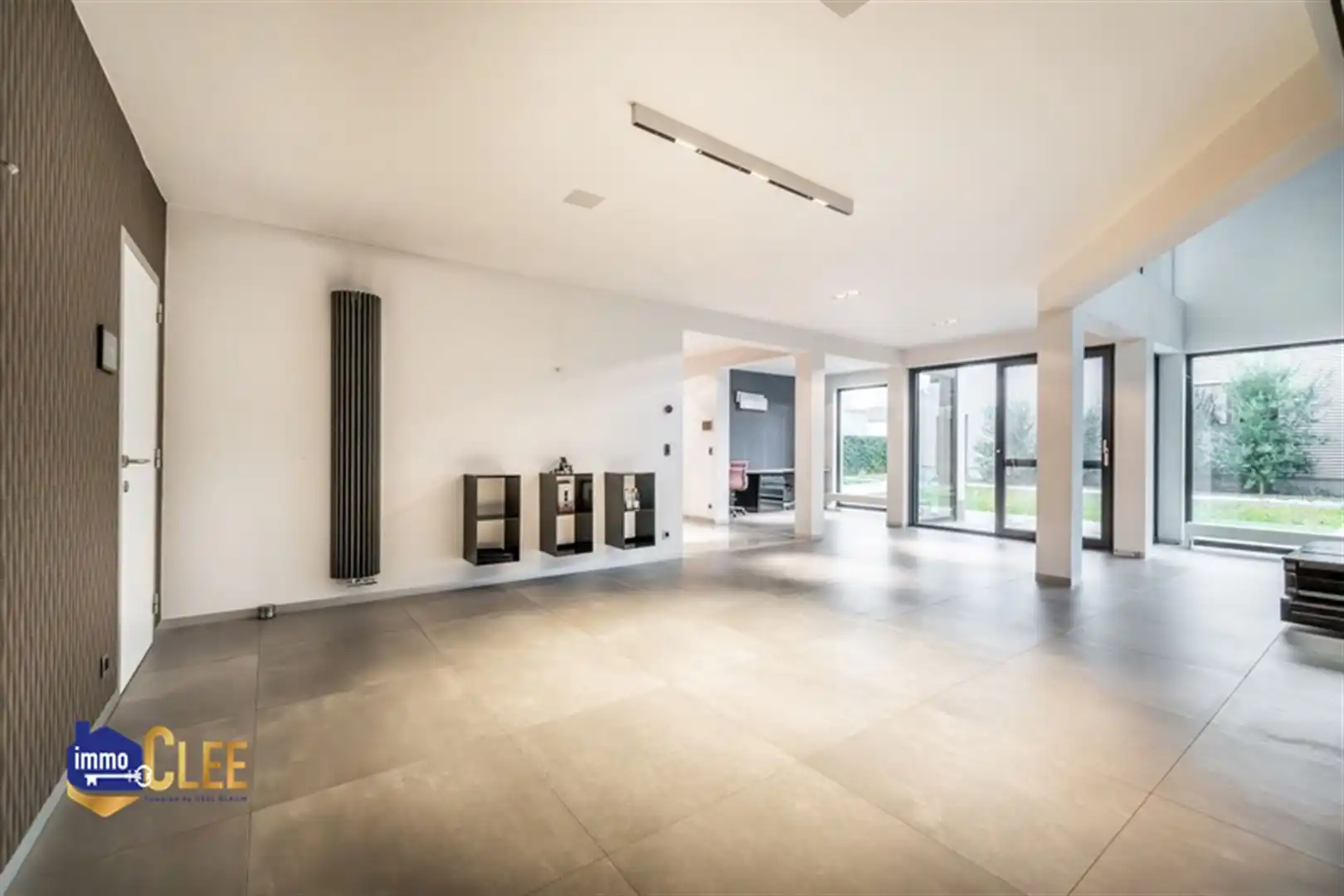 Uniek combinatiepand met conciergewoning en bedrijfshal in KMO-zone Sint-Truiden foto 10