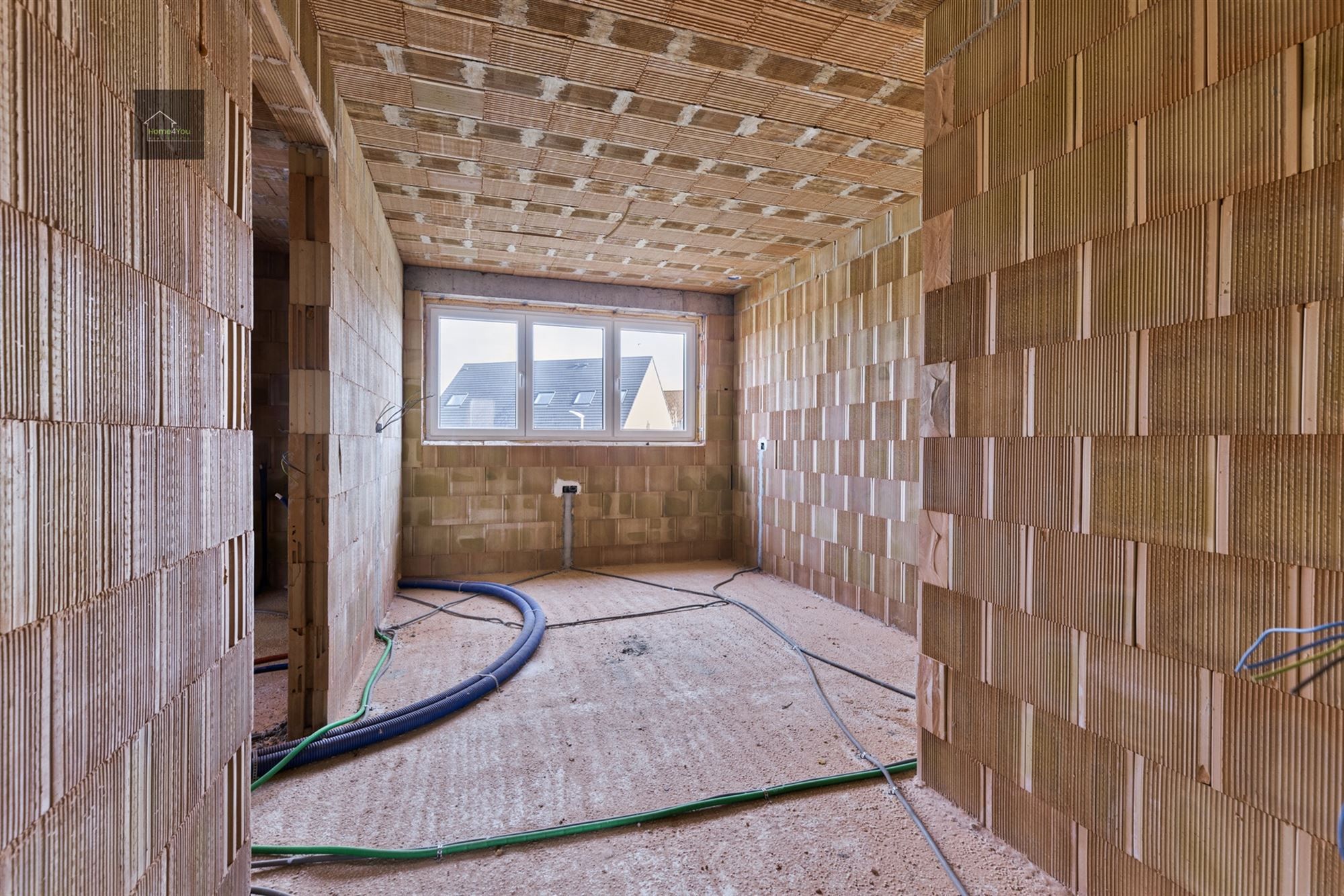 Grote nieuwbouwwoning zonder BTW !!, 3 slaapkamers, wind en waterdicht. foto 26