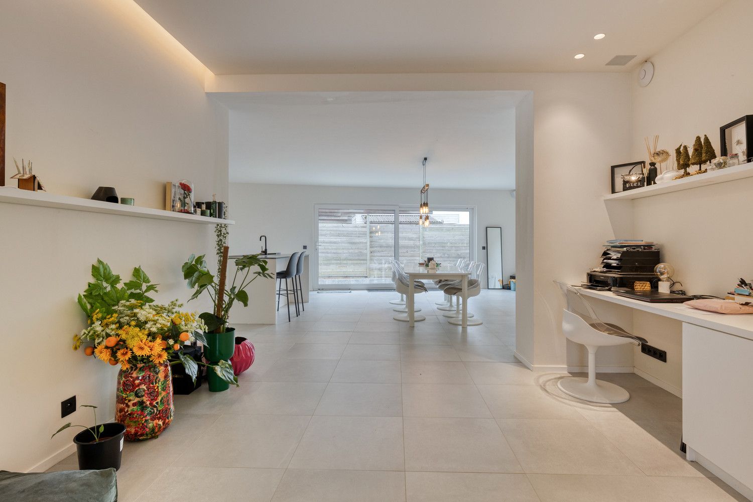 INSTAPKLARE, VOLLEDIG VERNIEUWDE WONING, IN HET HART VAN ASSENT! foto 6