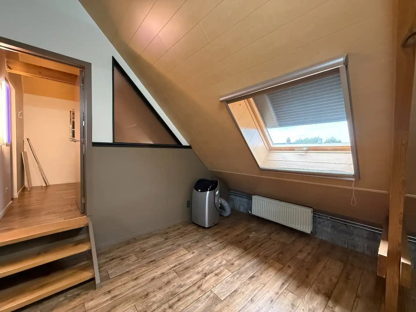 Riant en bemeubeld appartement met 5 slpks en daktuin in Balen-centrum ! foto 37