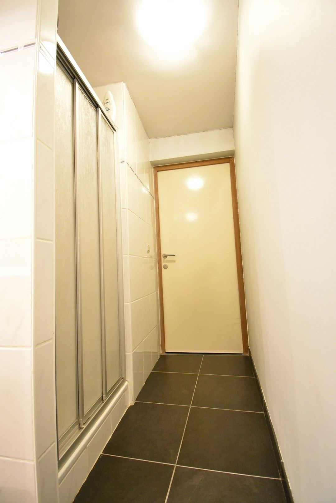 Duplex-appartement met 1 slaapkamer met unieke architectuur in hartje Beverst foto 18