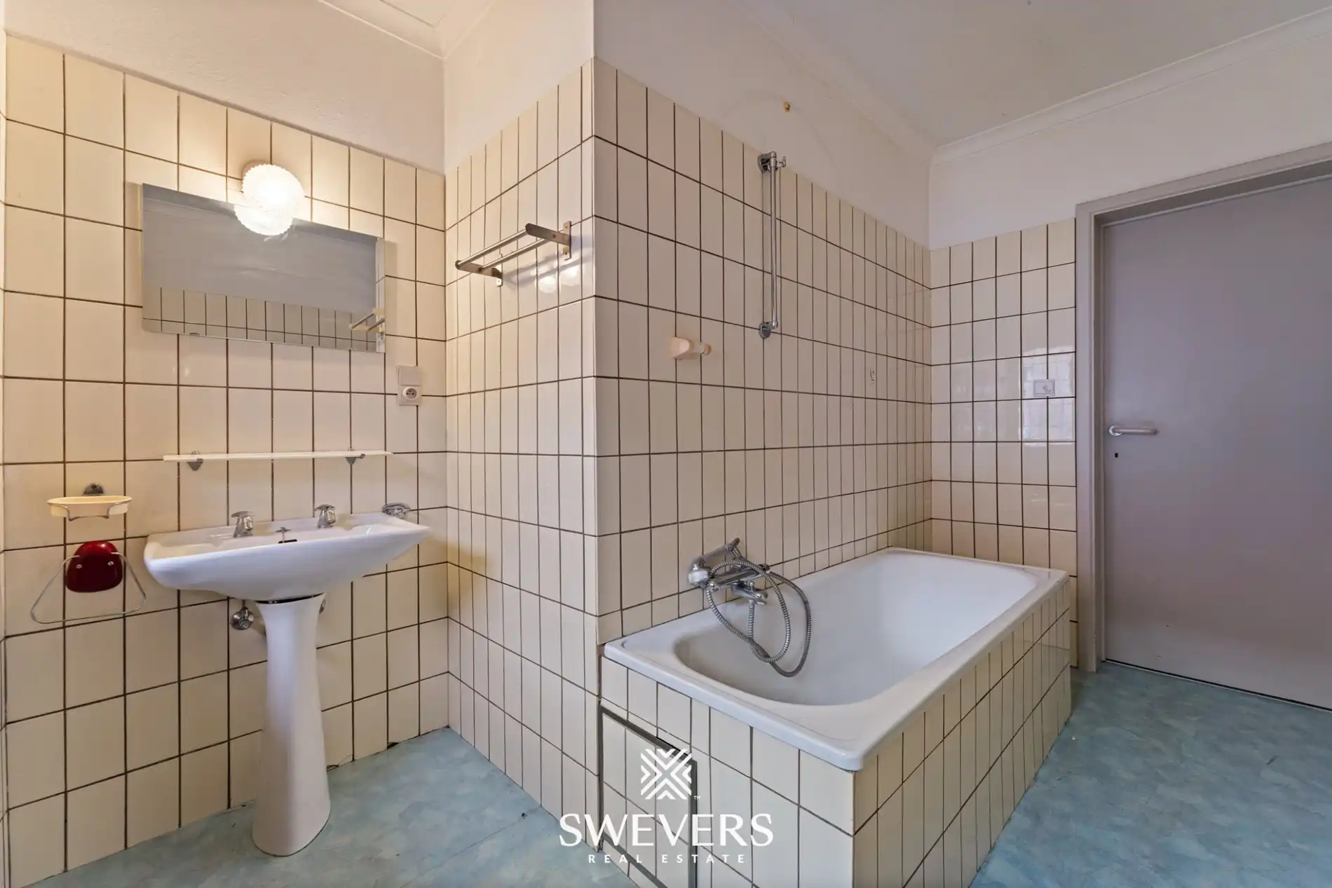 Authentiek pand (°1850) ruim duplex appartement met handelsruimte foto 24