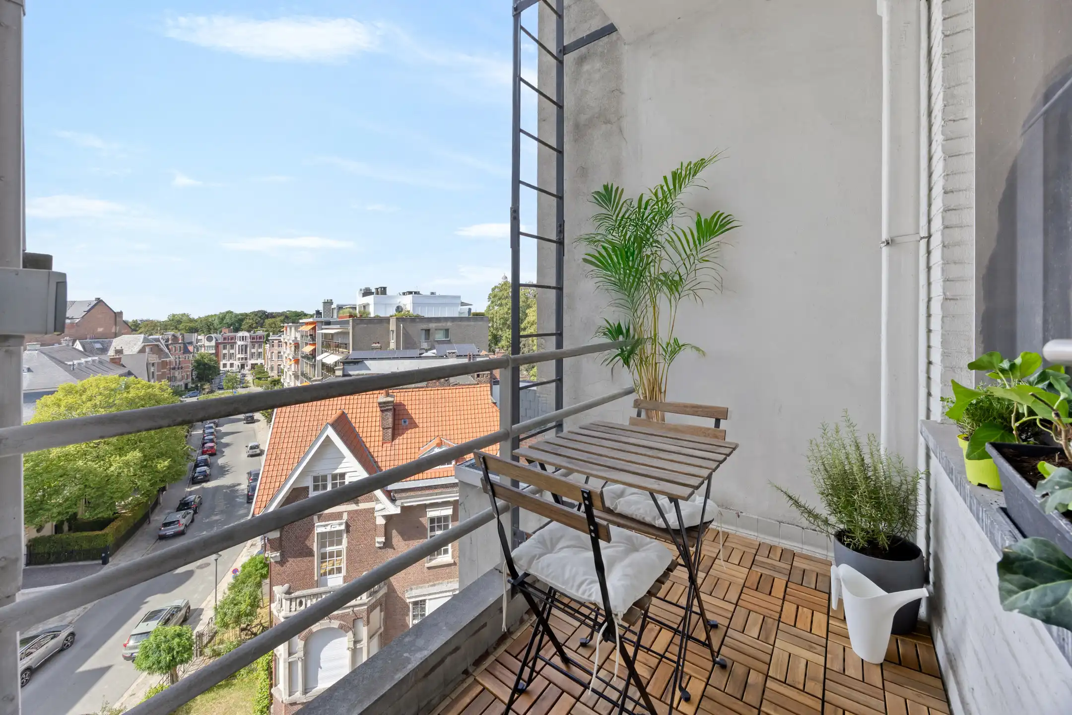 Art-decoappartement met garagebox foto 12