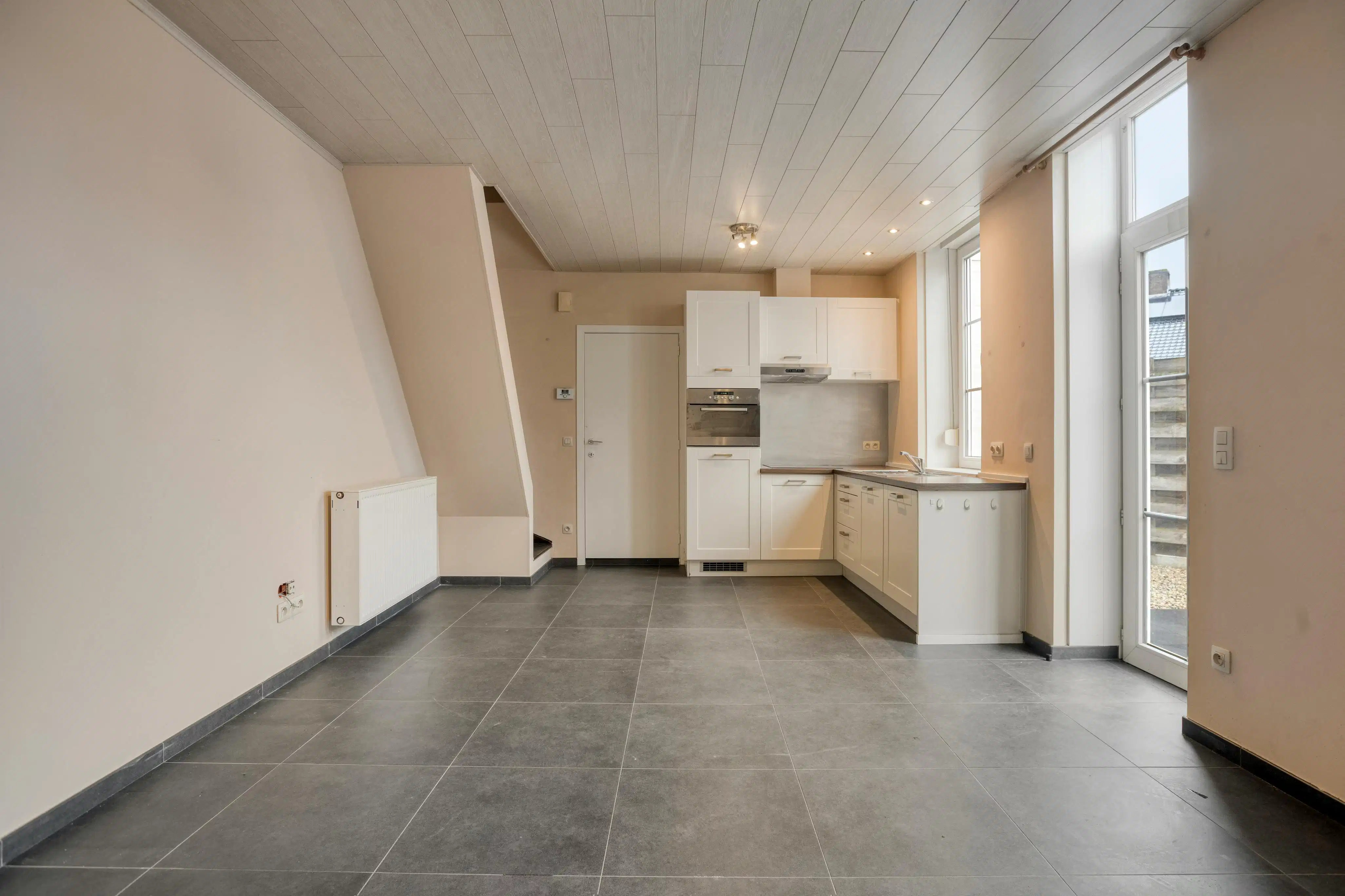 Charmante, instapklare stadswoning met zonnig terras foto 8