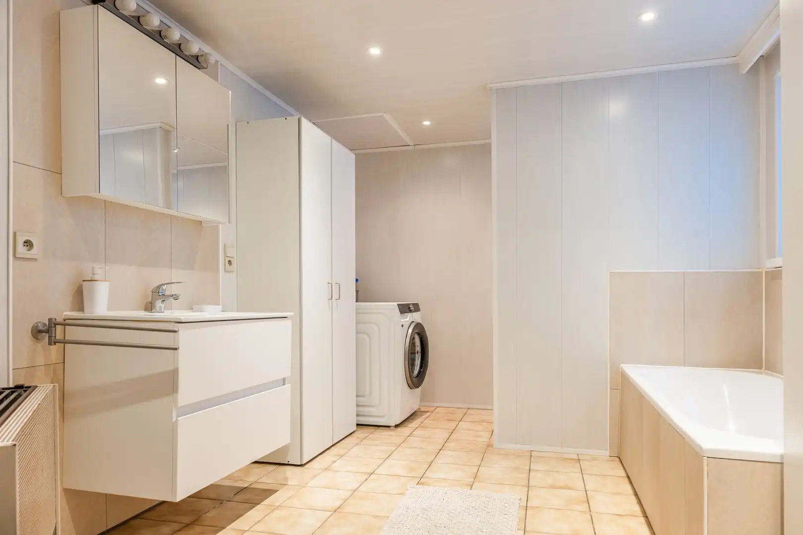 Gezellige woning met 3 slaapkamers foto 11