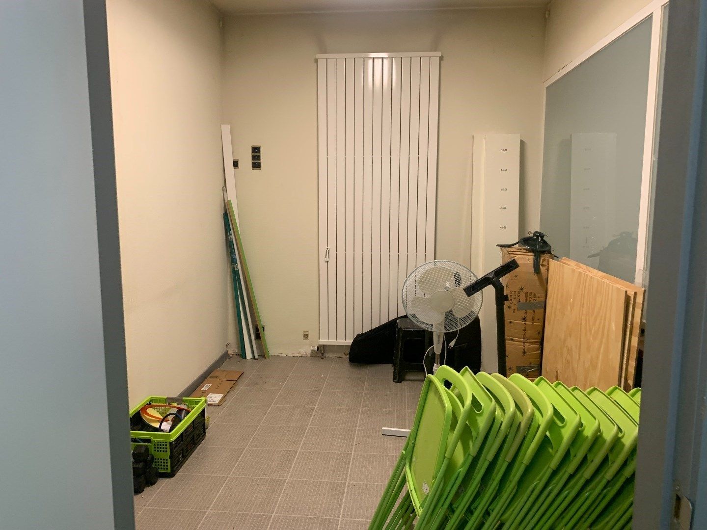 Handelsgelijkvloers nabij Genk centrum  -  pop-up mogelijk foto 8