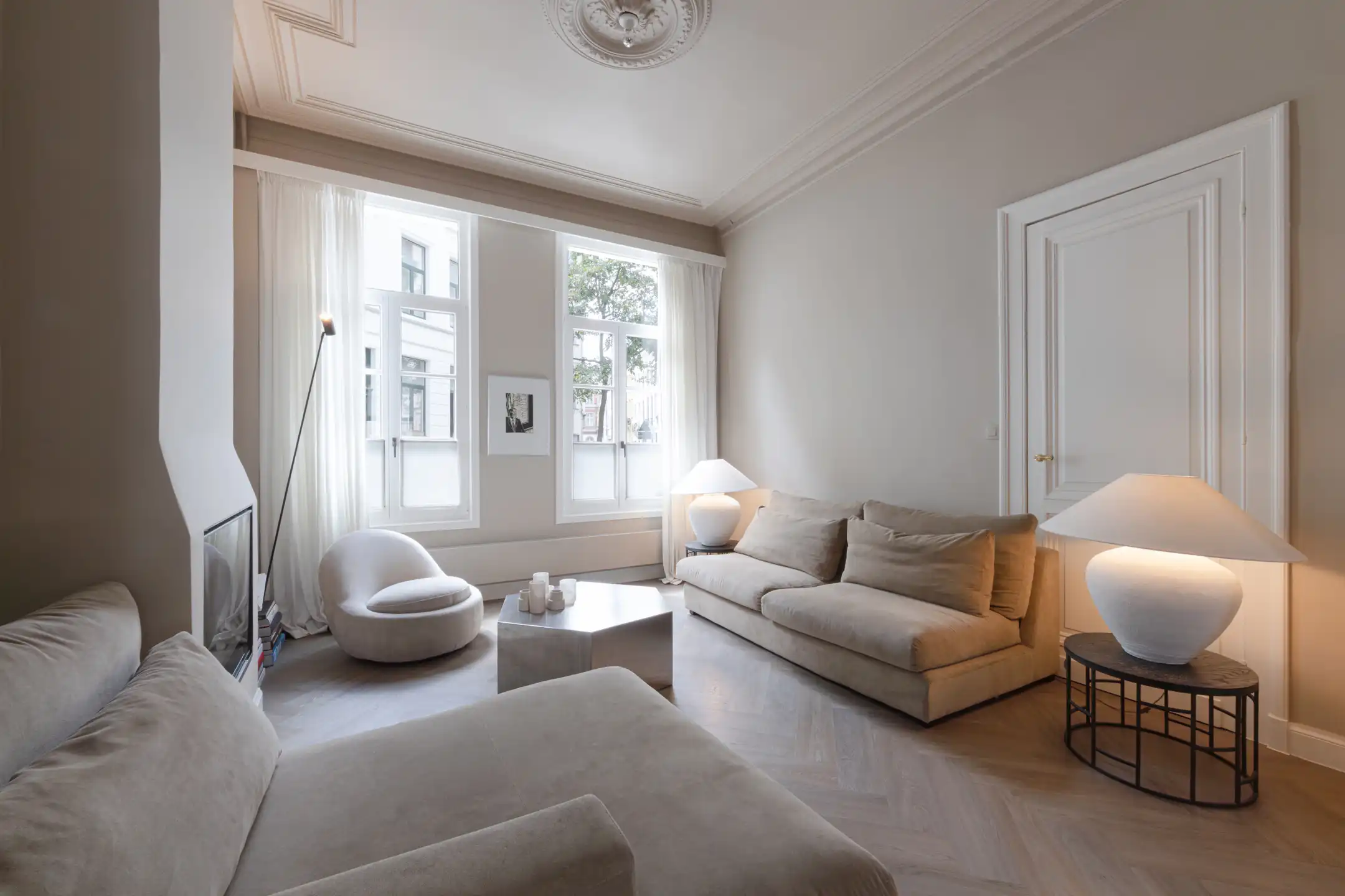 ANTWERPEN - Karaktervol herenhuis met eigentijdse allure  foto 2
