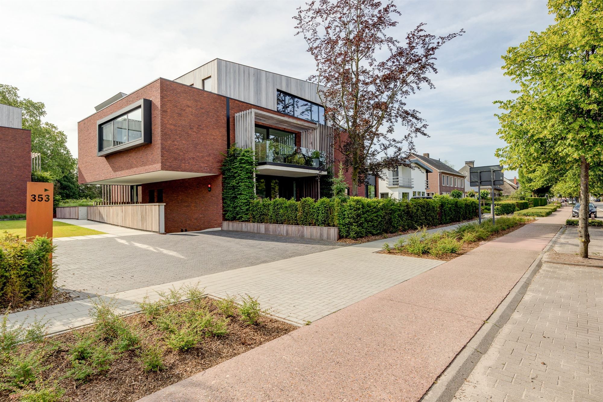 ()=>{if(producerUpdateValueVersion(node),producerAccessed(node),node.value===ERRORED)throw node.error;return node.value} Lodewijk De Konincklaan 353/A0.3 - 2320 HOOGSTRATEN