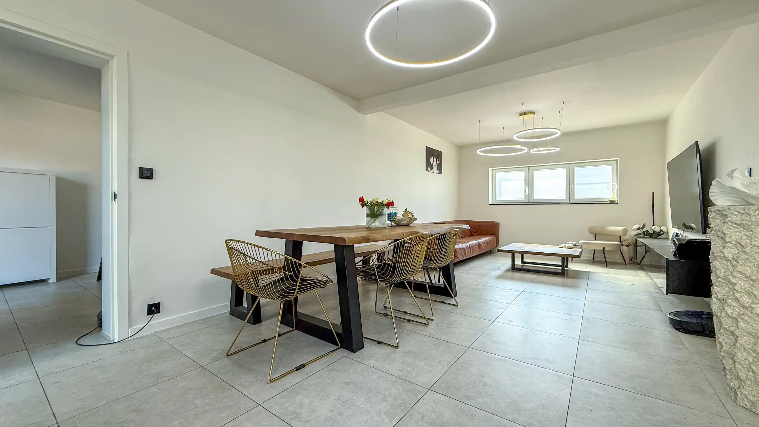 Instapklare woning met 5 slpks, rustig gelegen te Beringen! foto 15