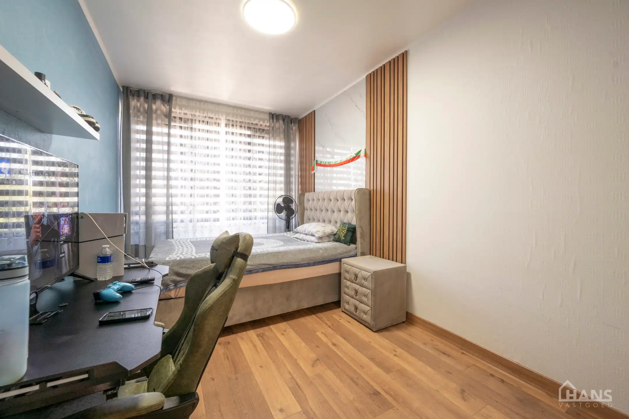 Instapklaar appartement met garage. foto 11