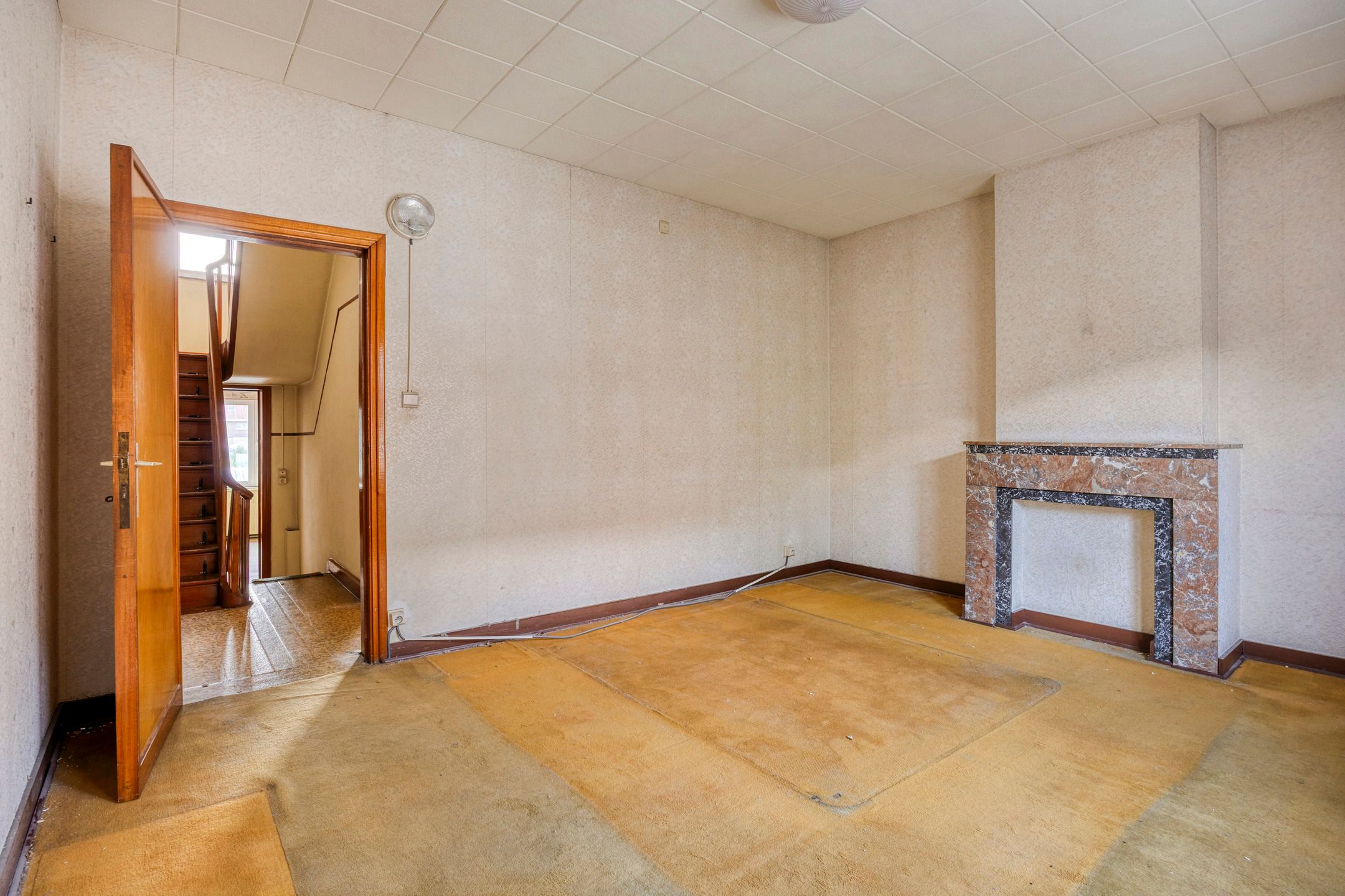 Te renoveren woning op een uitstekende locatie  foto 15