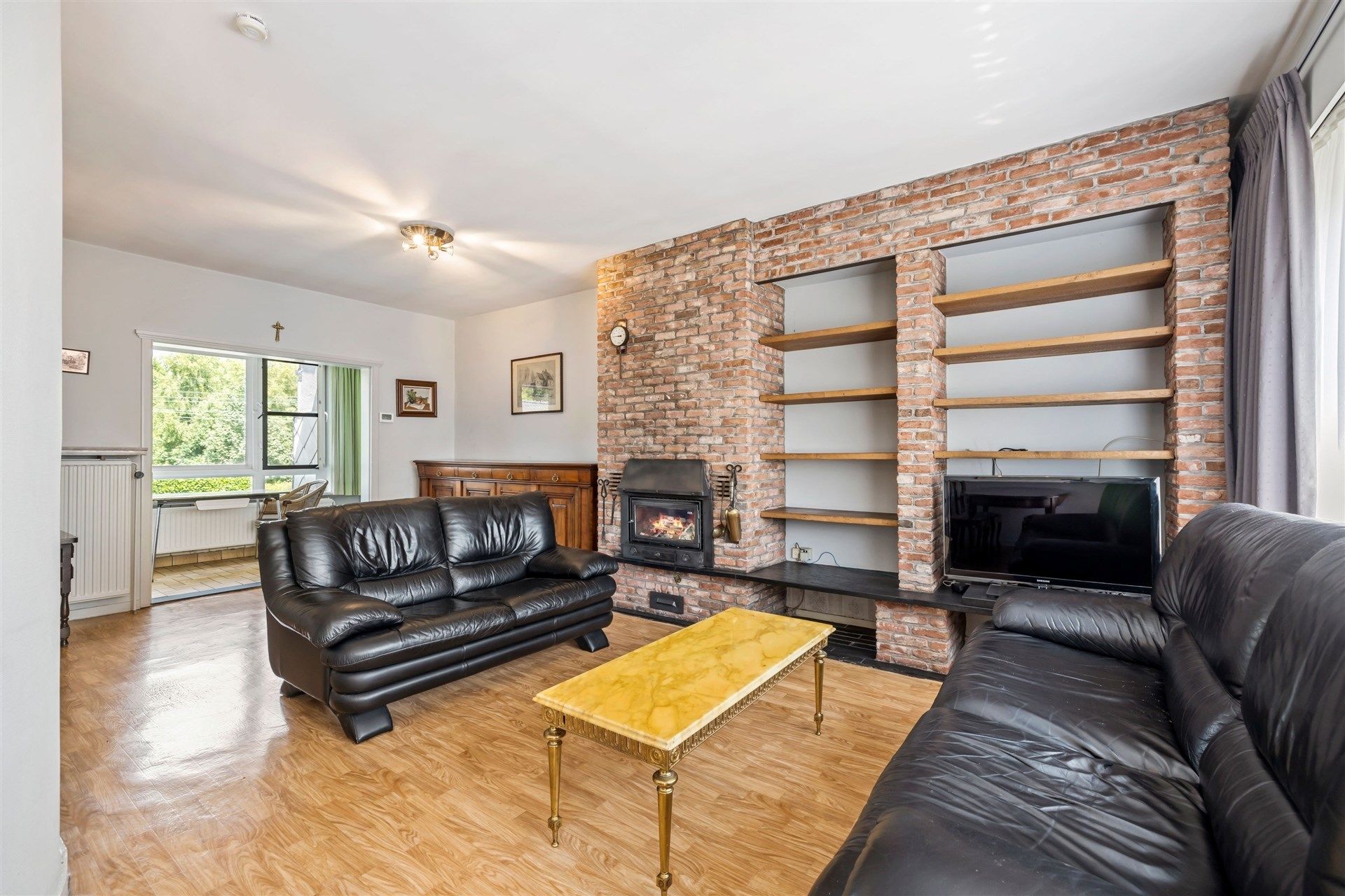 Uitstekend gelegen bel-étagewoning met 3 slaapkamers en garage foto 3