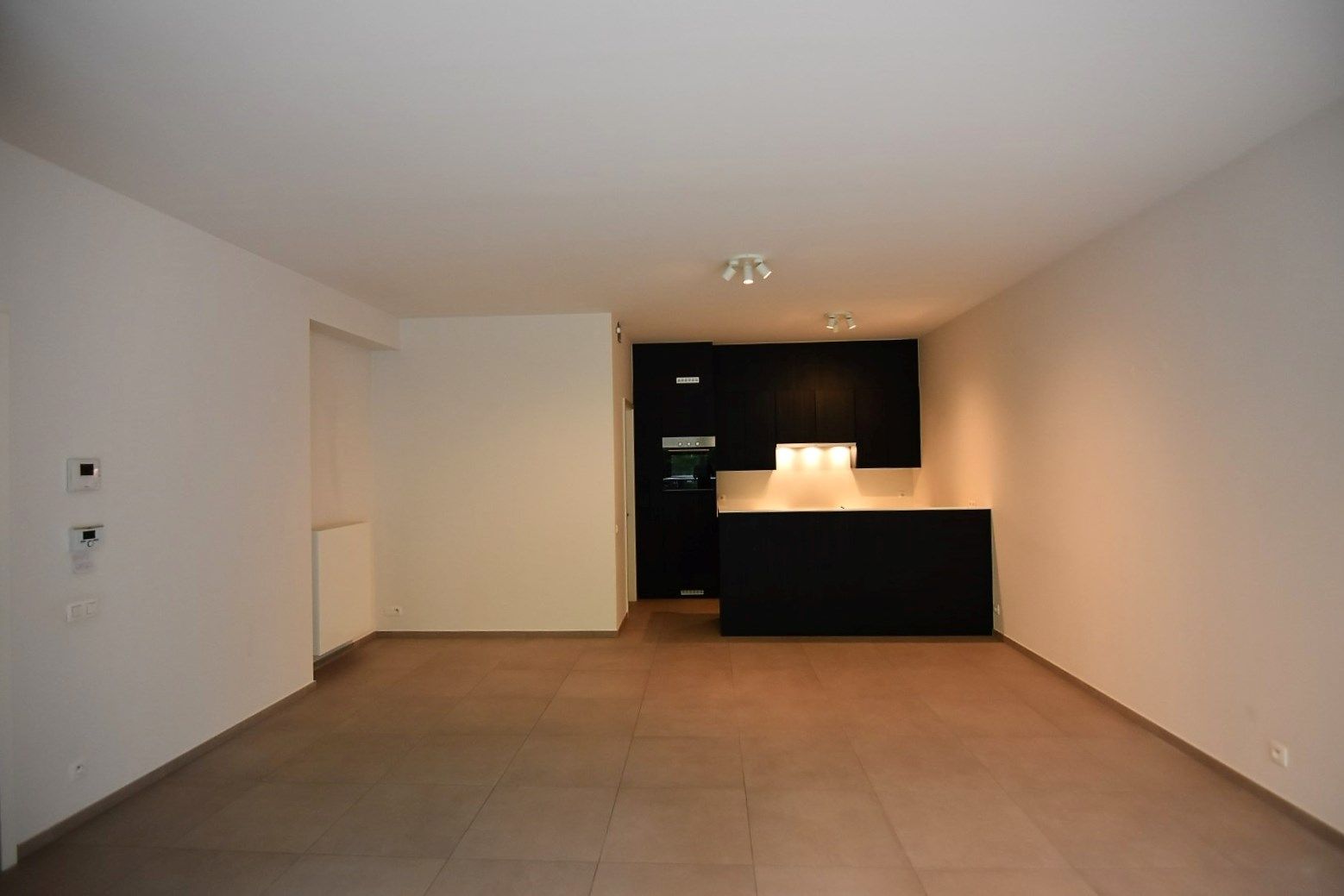 Modern gelijkvloers appartement tegenover park Pastoorsbos Beveren foto 6