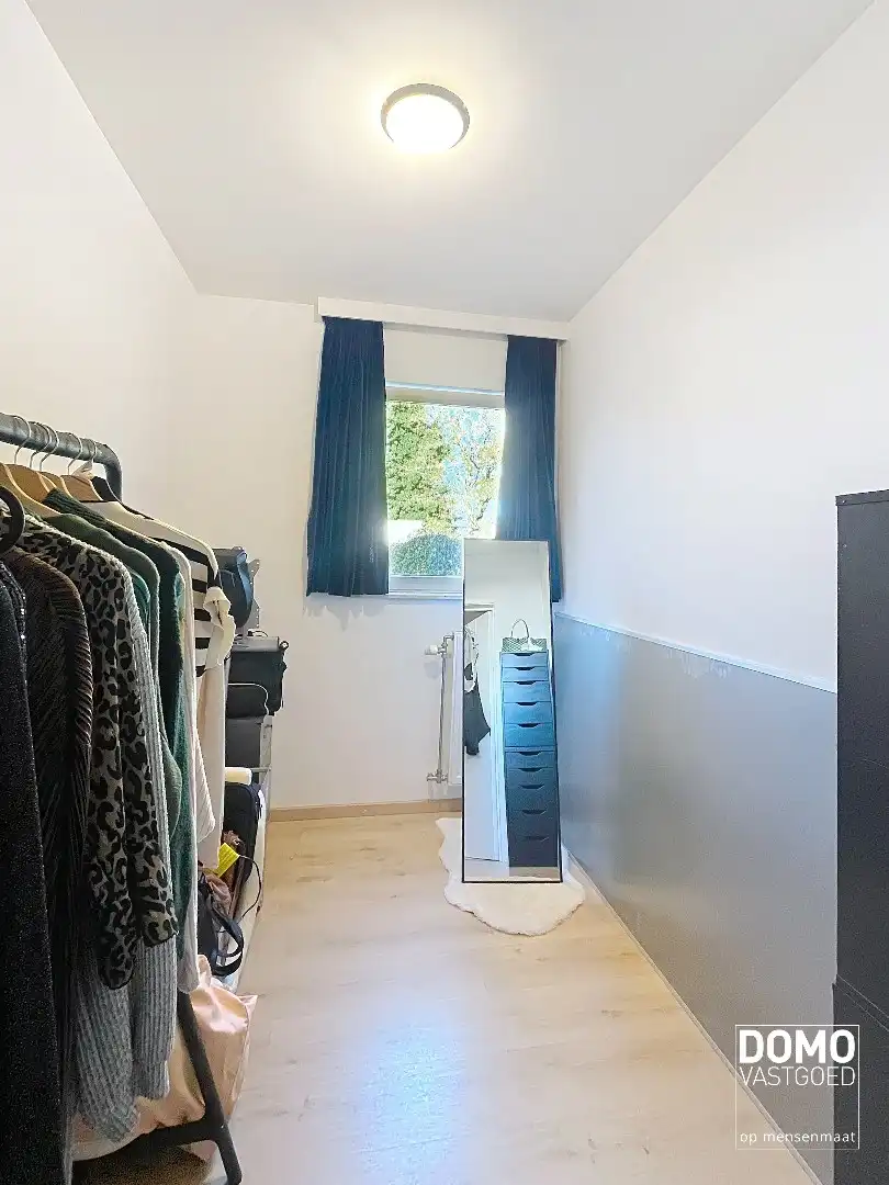 RUIM APPARTEMENT MET TERRAS, 2 SLAAPKAMERS EN PARKEERPLAATS IN HET CENTRUM VAN HASSELT  foto 8