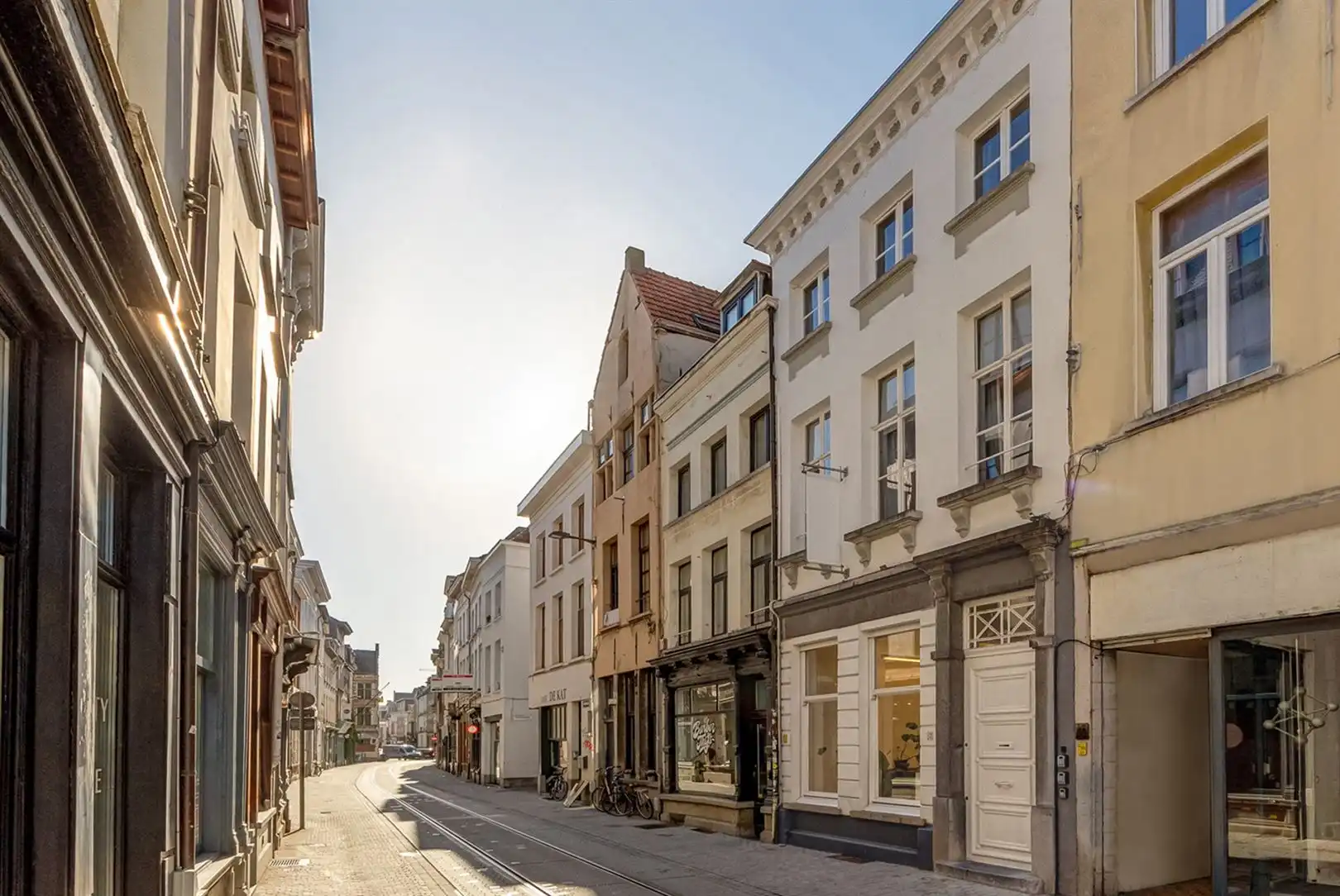 Exclusieve stadswoning op AAA locatie foto {{pictureIndex}}