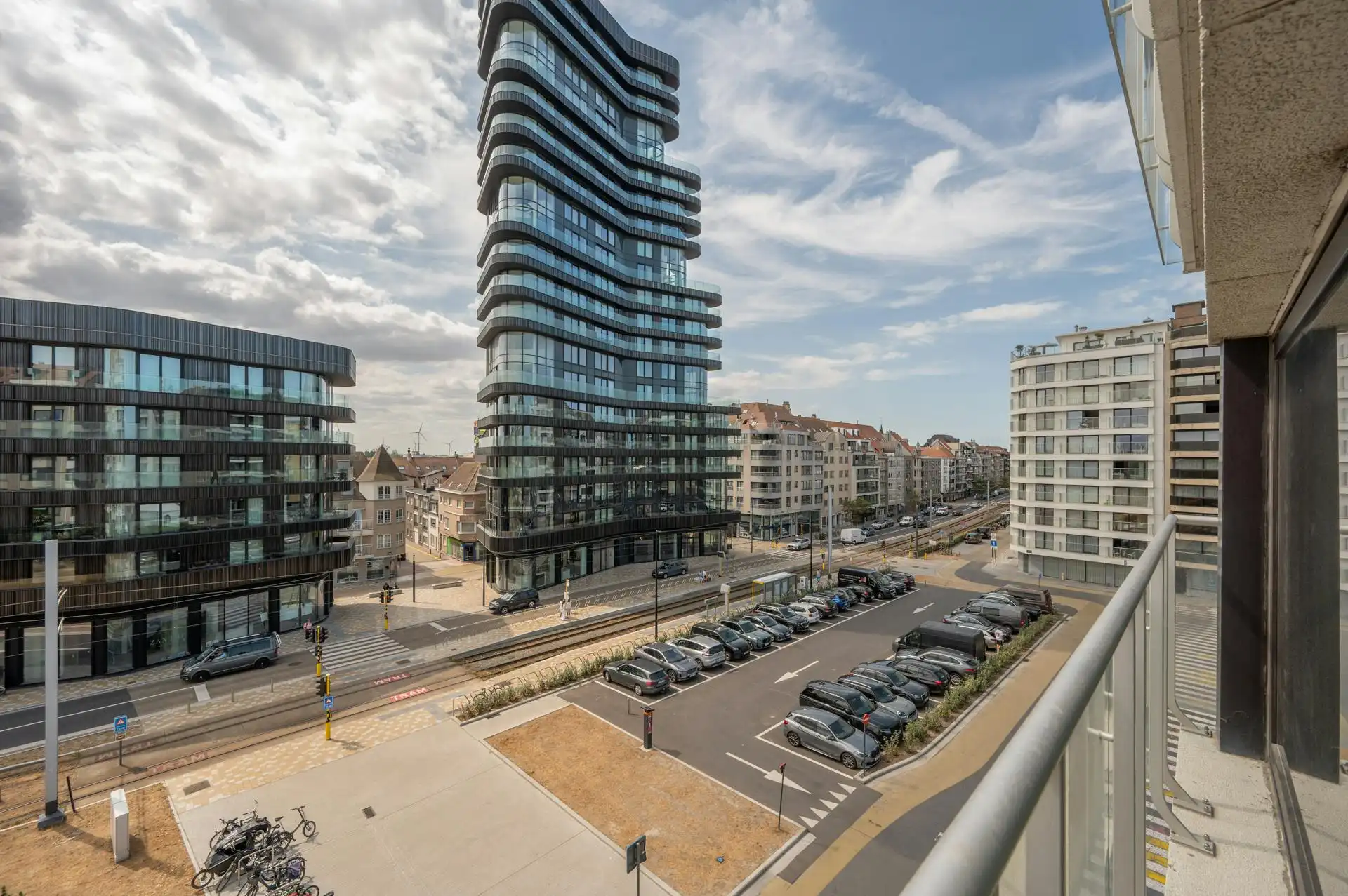 Gerenoveerd appartement met zeezicht te koop in Knokke-Heist foto 9