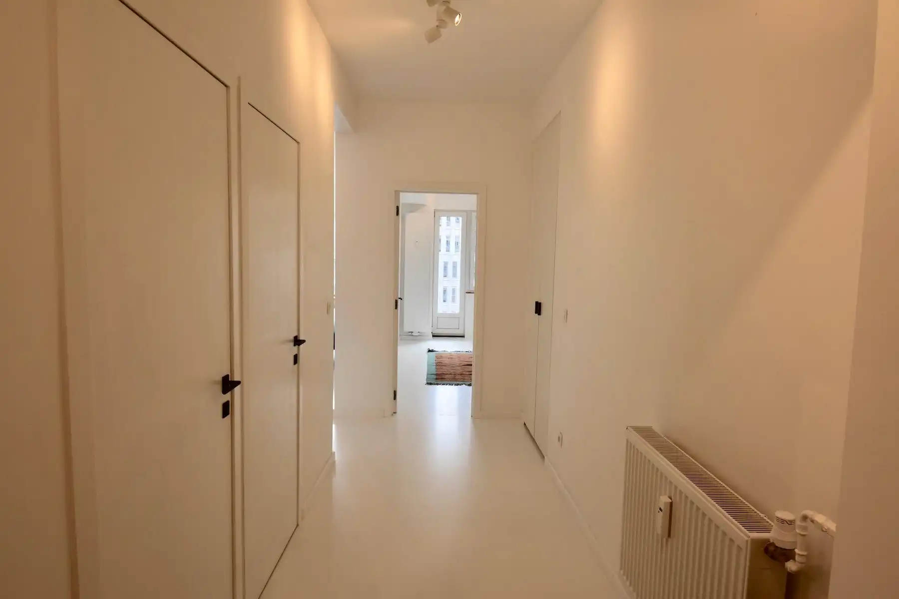 ANTWERPEN - gemeubeld twee-slaapkamer appartement  foto 6