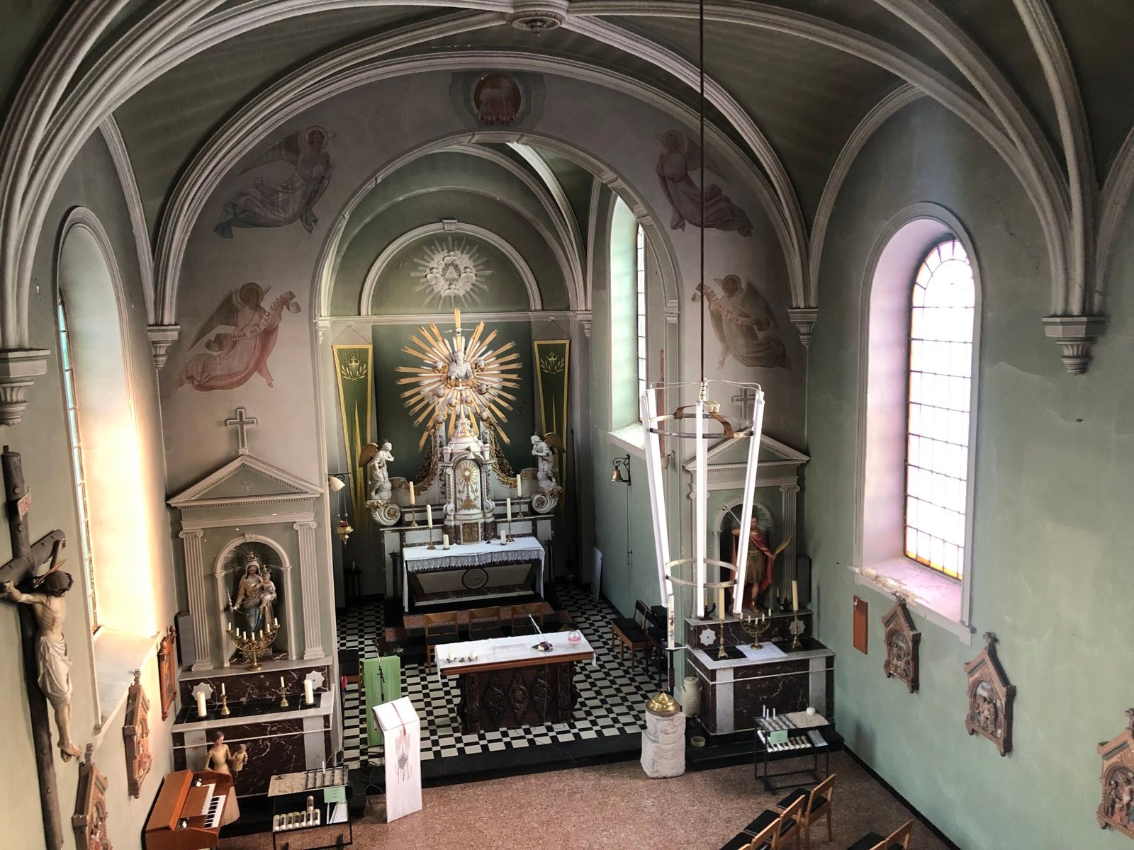 Uitzonderlijk vastgoed met karakter in Diets-Heur (Tongeren) foto 13