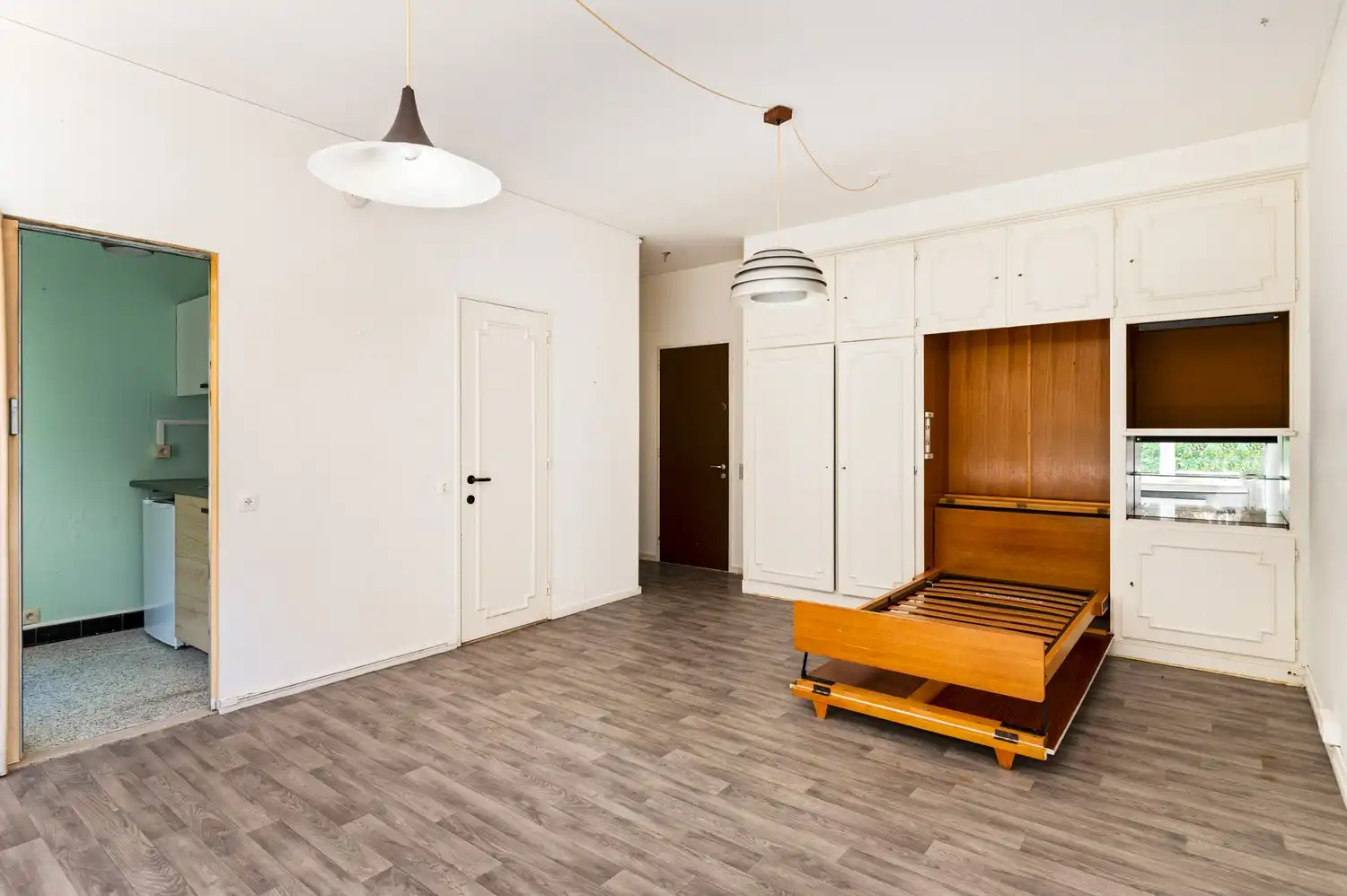 Lichtrijke studio aan het Harmoniepark! foto 3