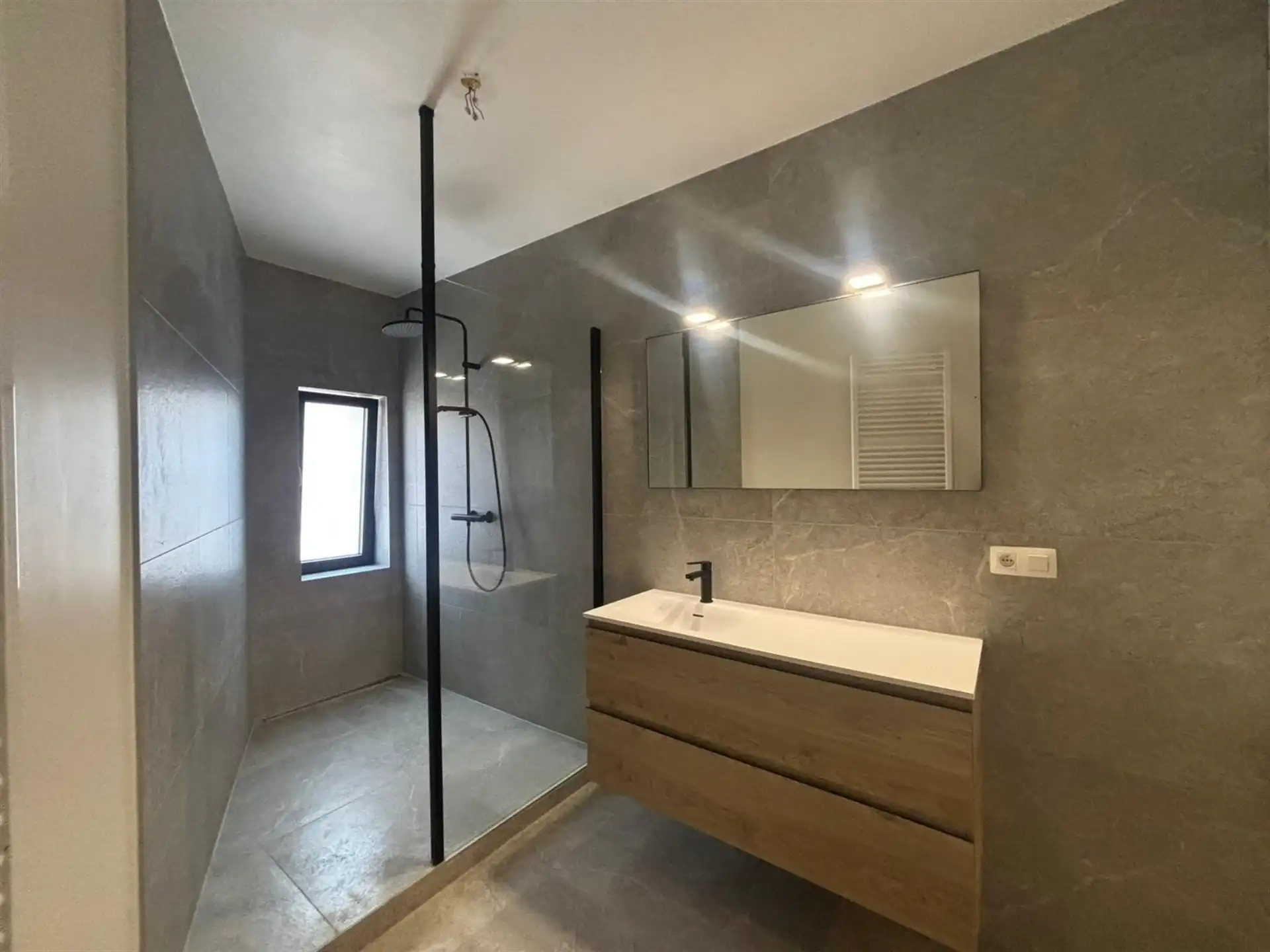 Ruim appartement met zonneterras, vlakbij groene oase! foto 20