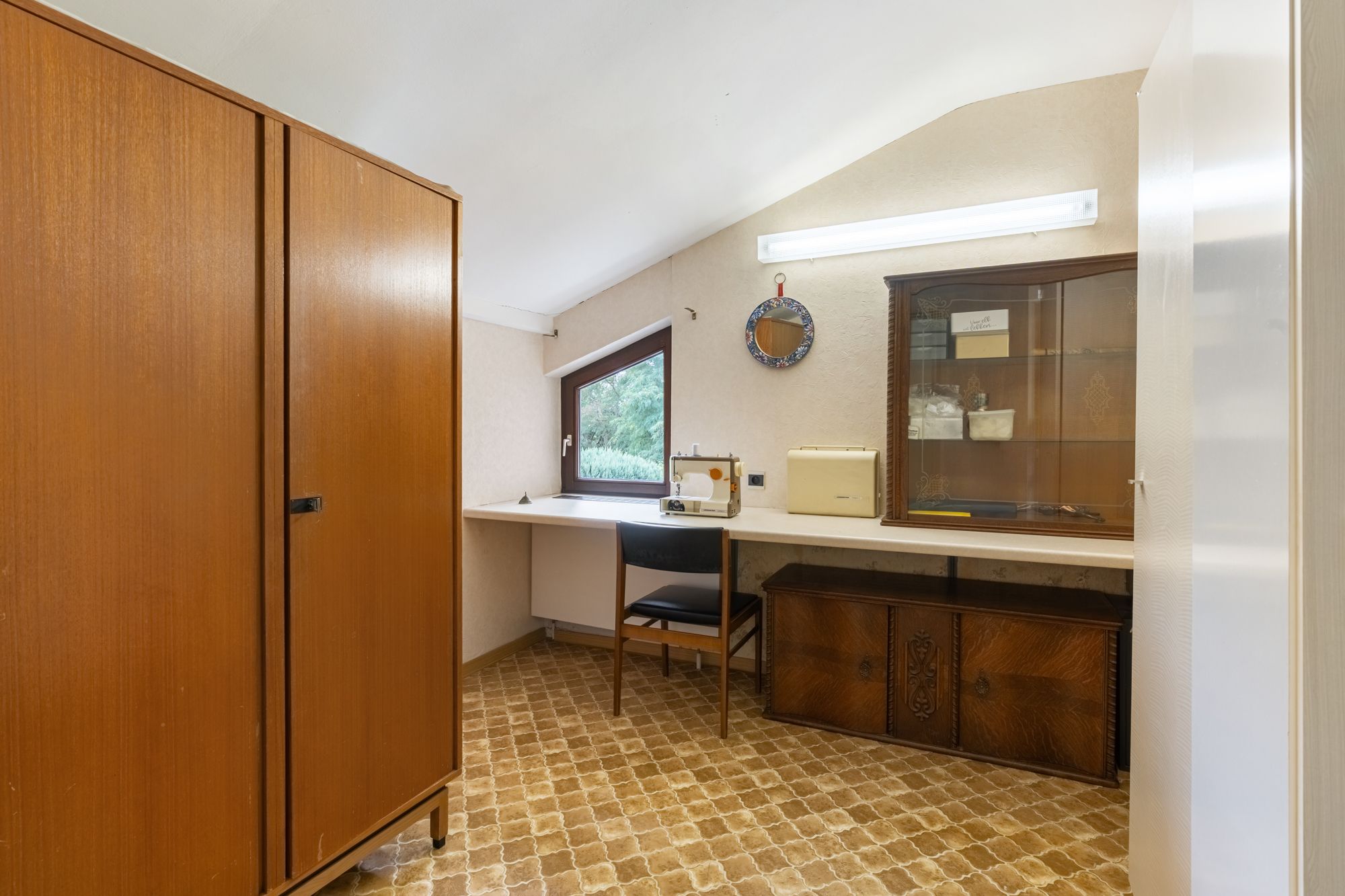 Ruime gezinswoning te koop foto 23